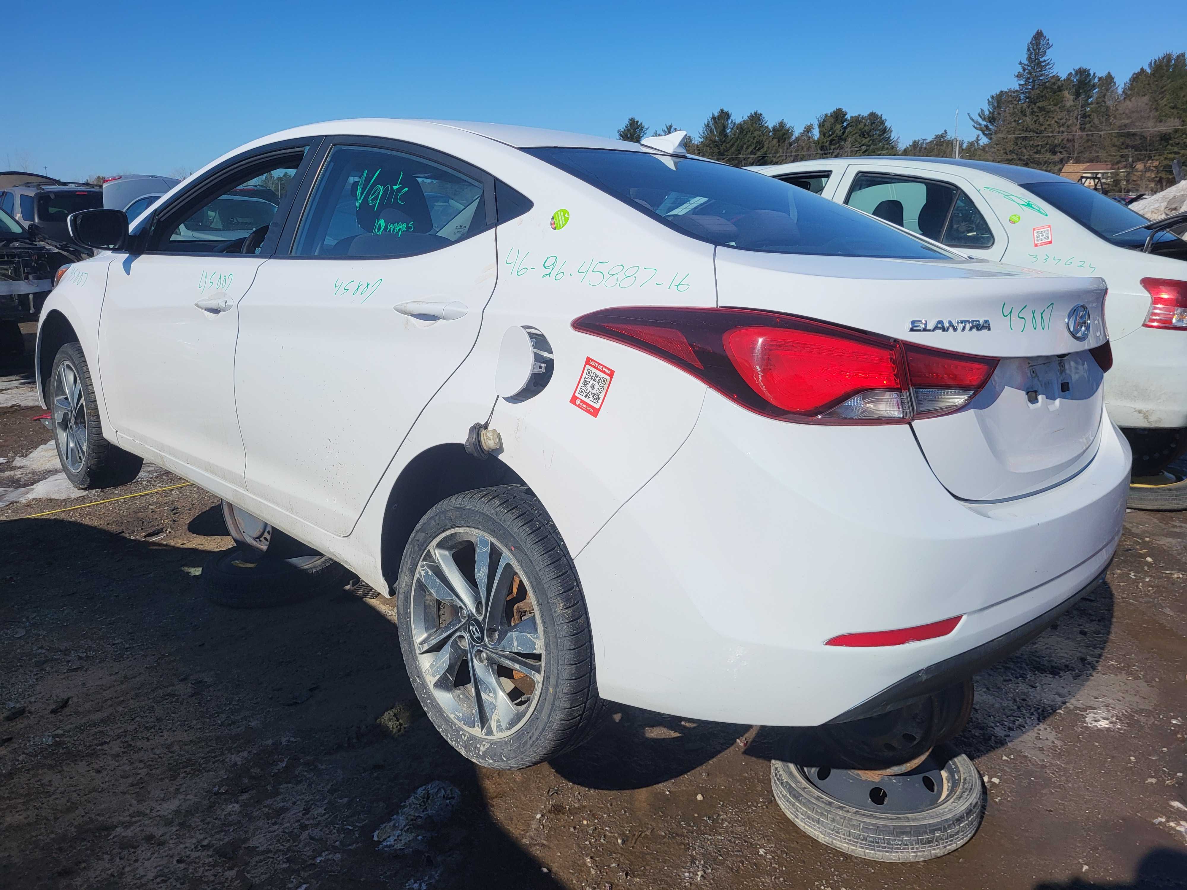 HYUNDAI ELANTRA 2016