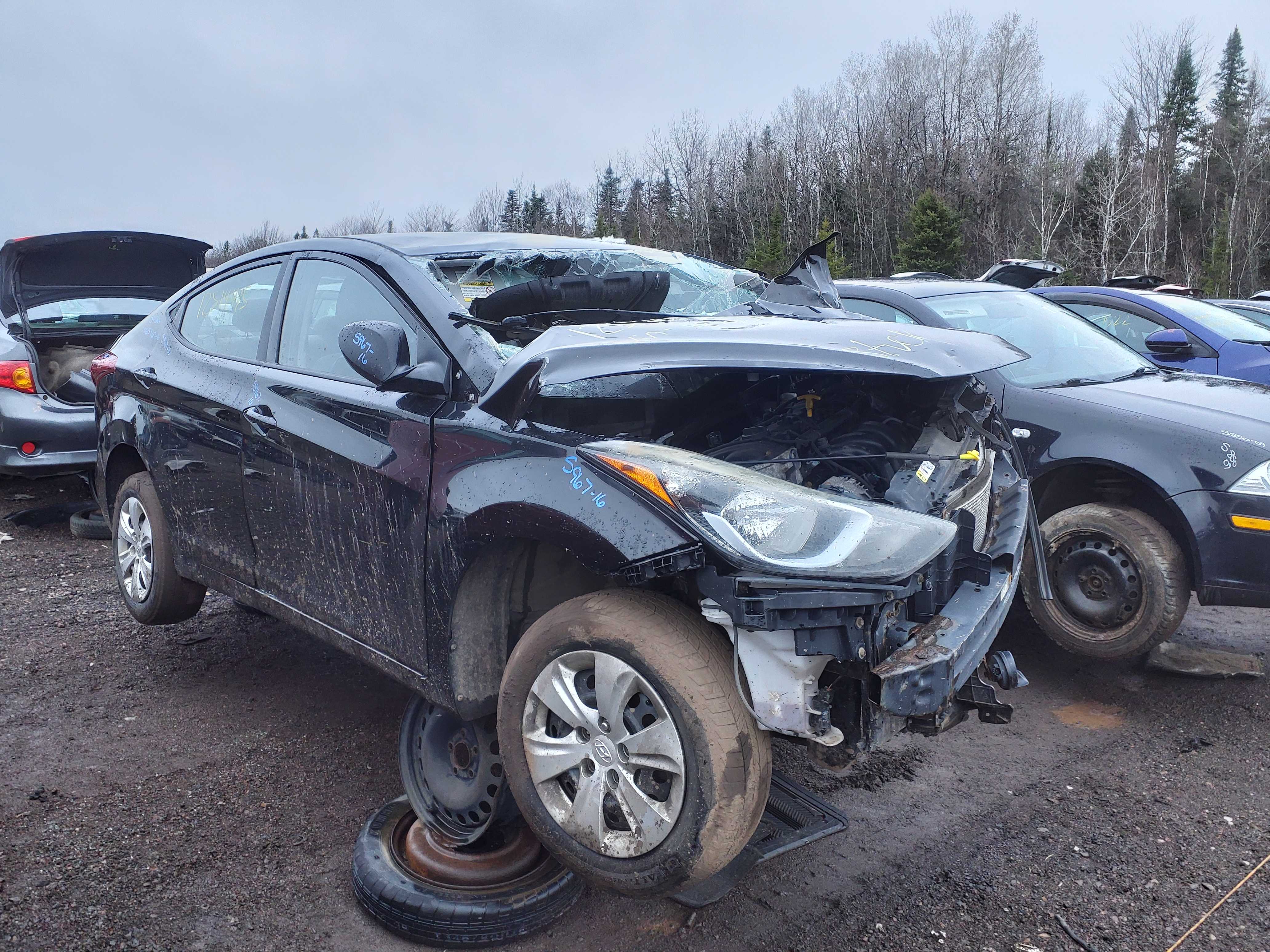 HYUNDAI ELANTRA 2016