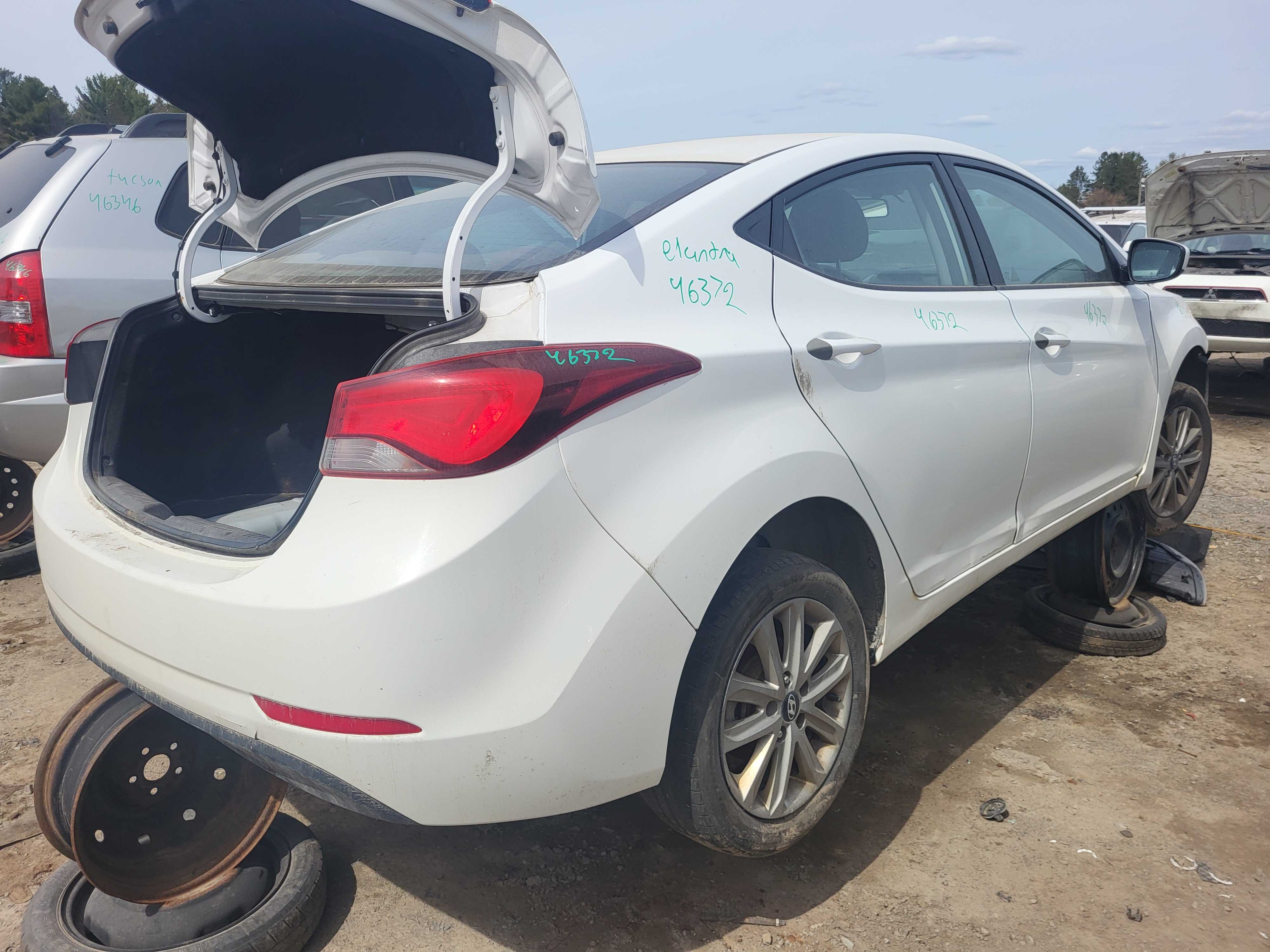 HYUNDAI ELANTRA 2016