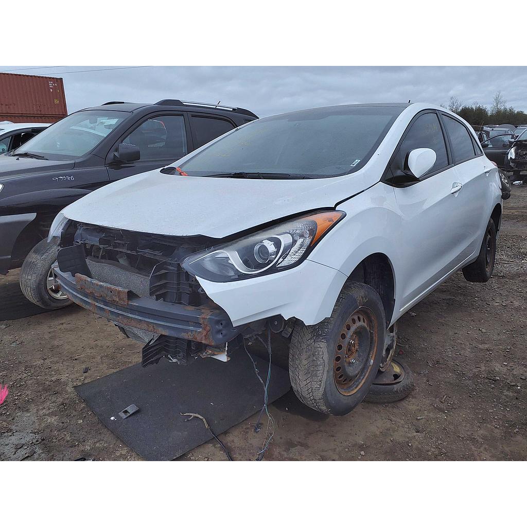 HYUNDAI ELANTRA 2016