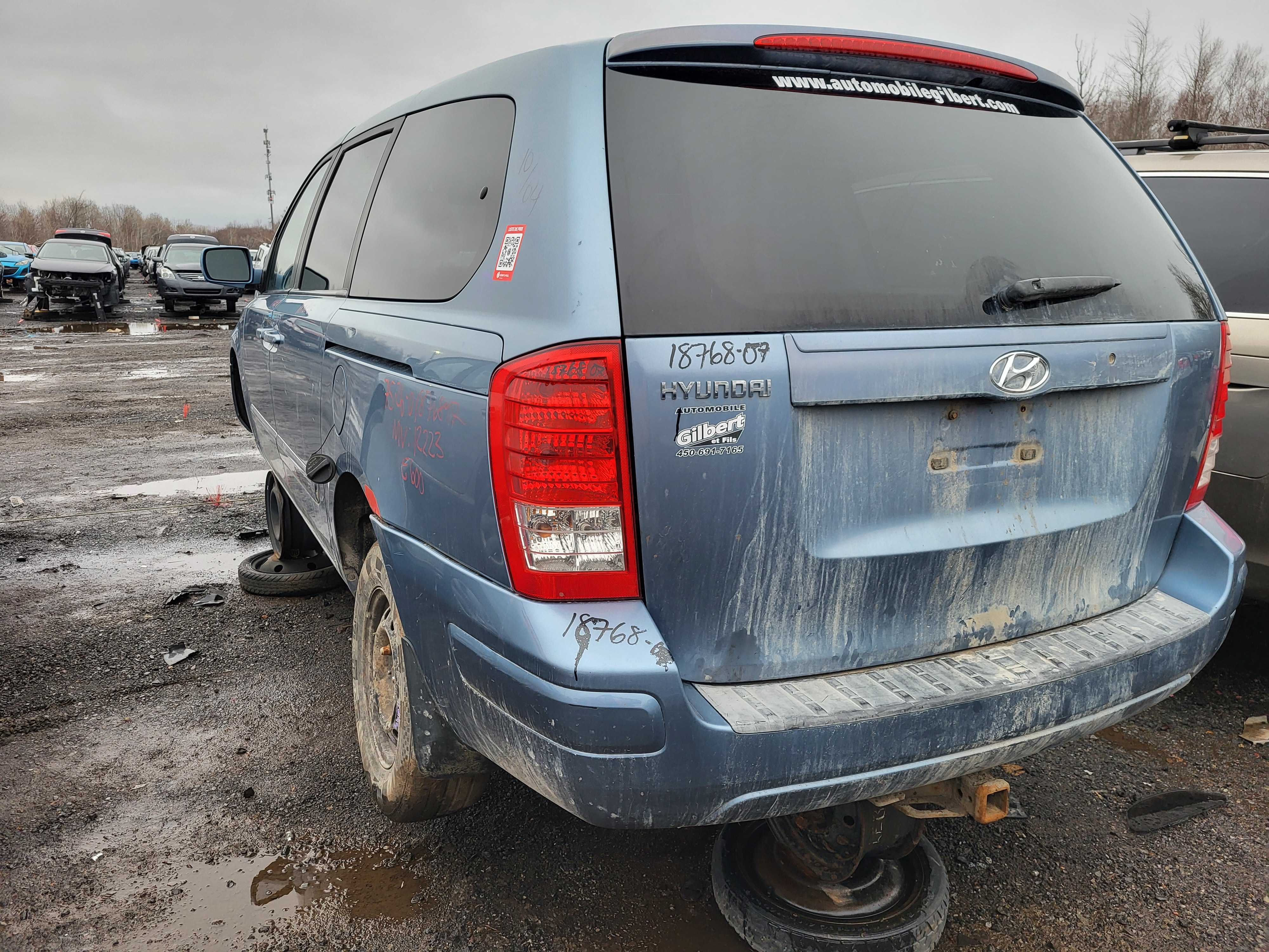 HYUNDAI ENTOURAGE 2007