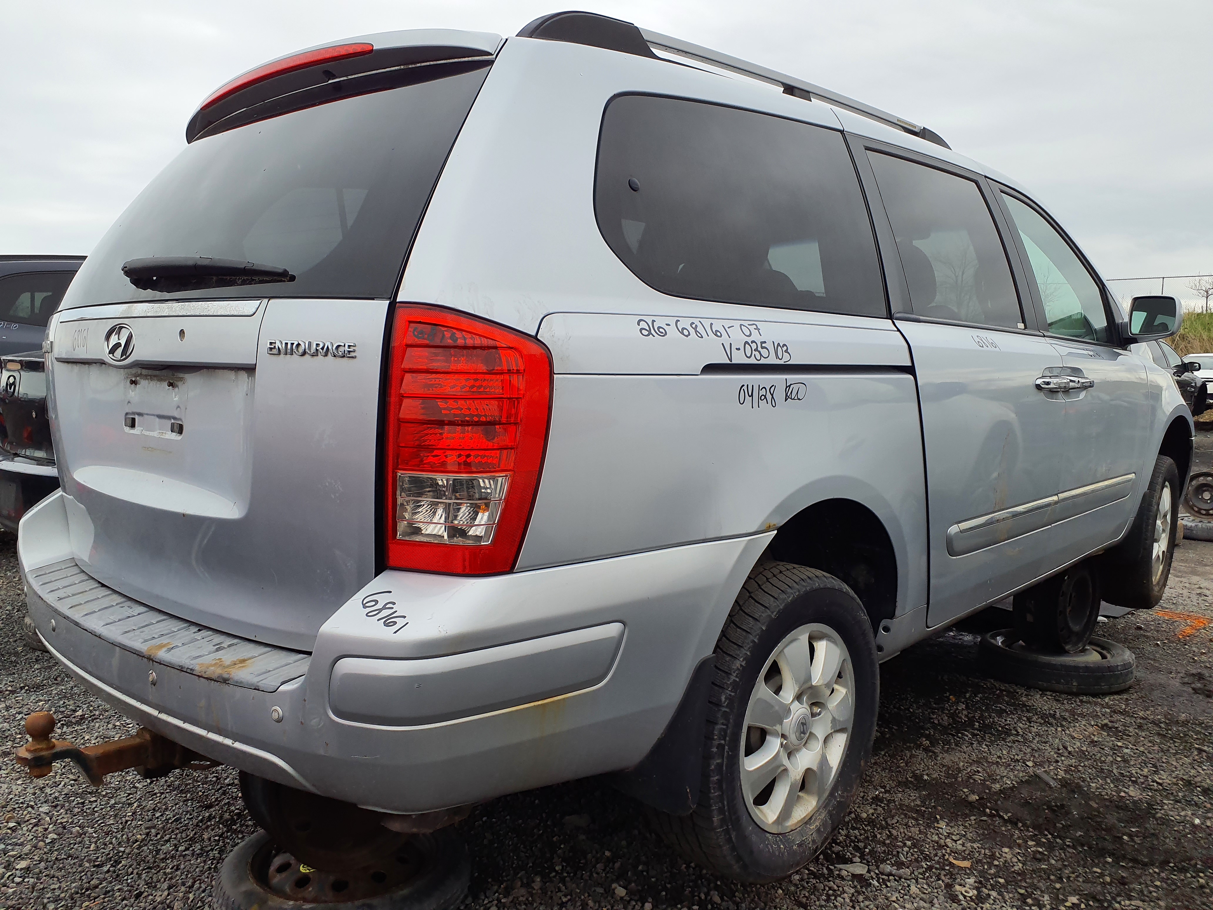 HYUNDAI ENTOURAGE 2007