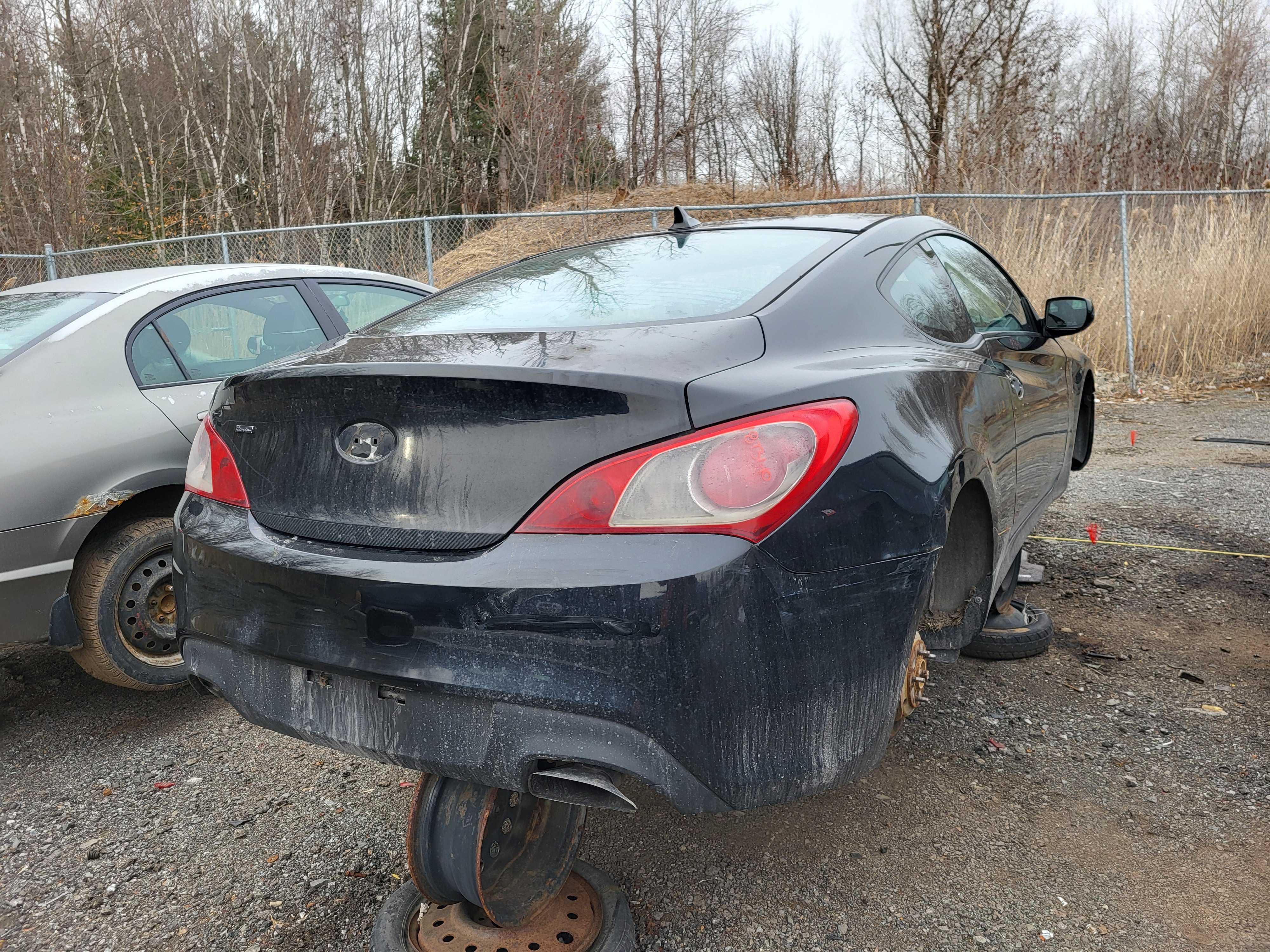 HYUNDAI GENESIS 2010