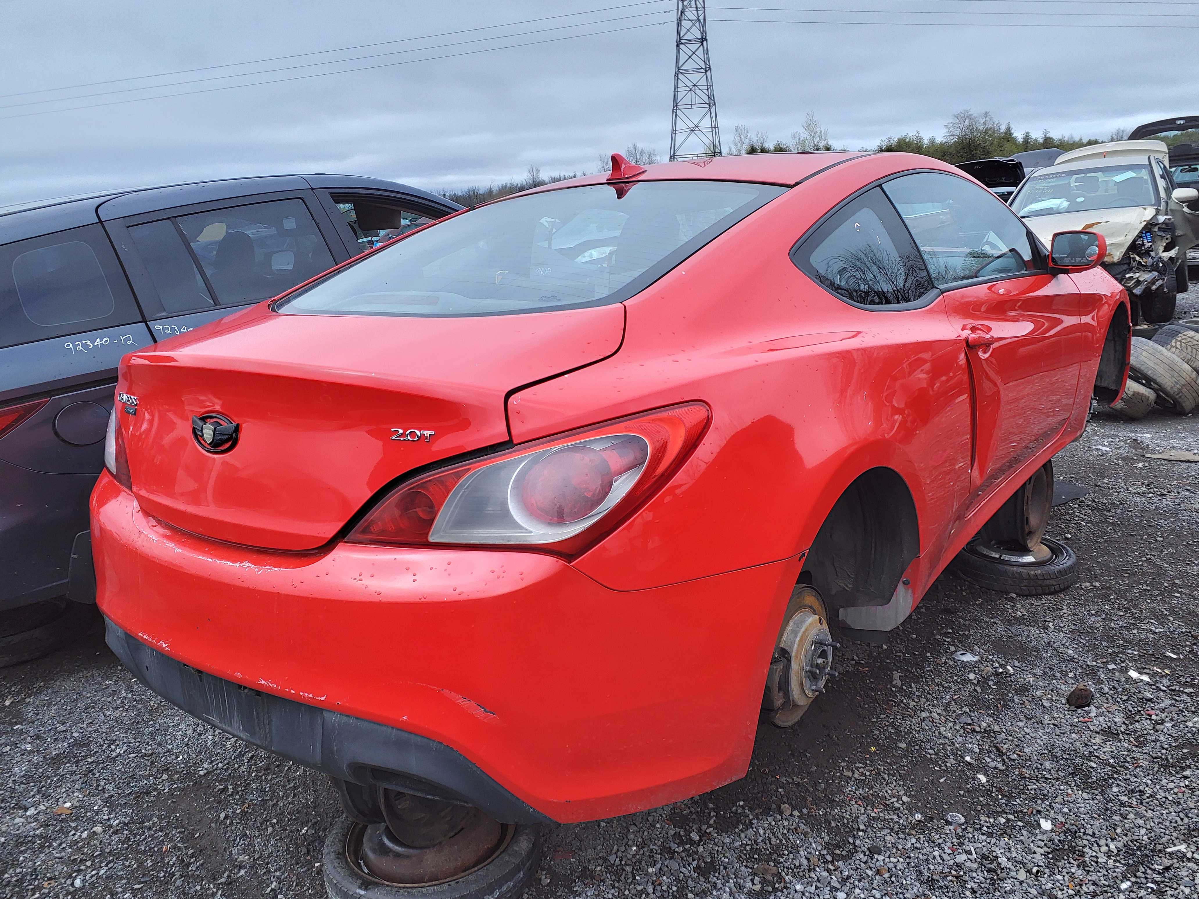 HYUNDAI GENESIS 2010