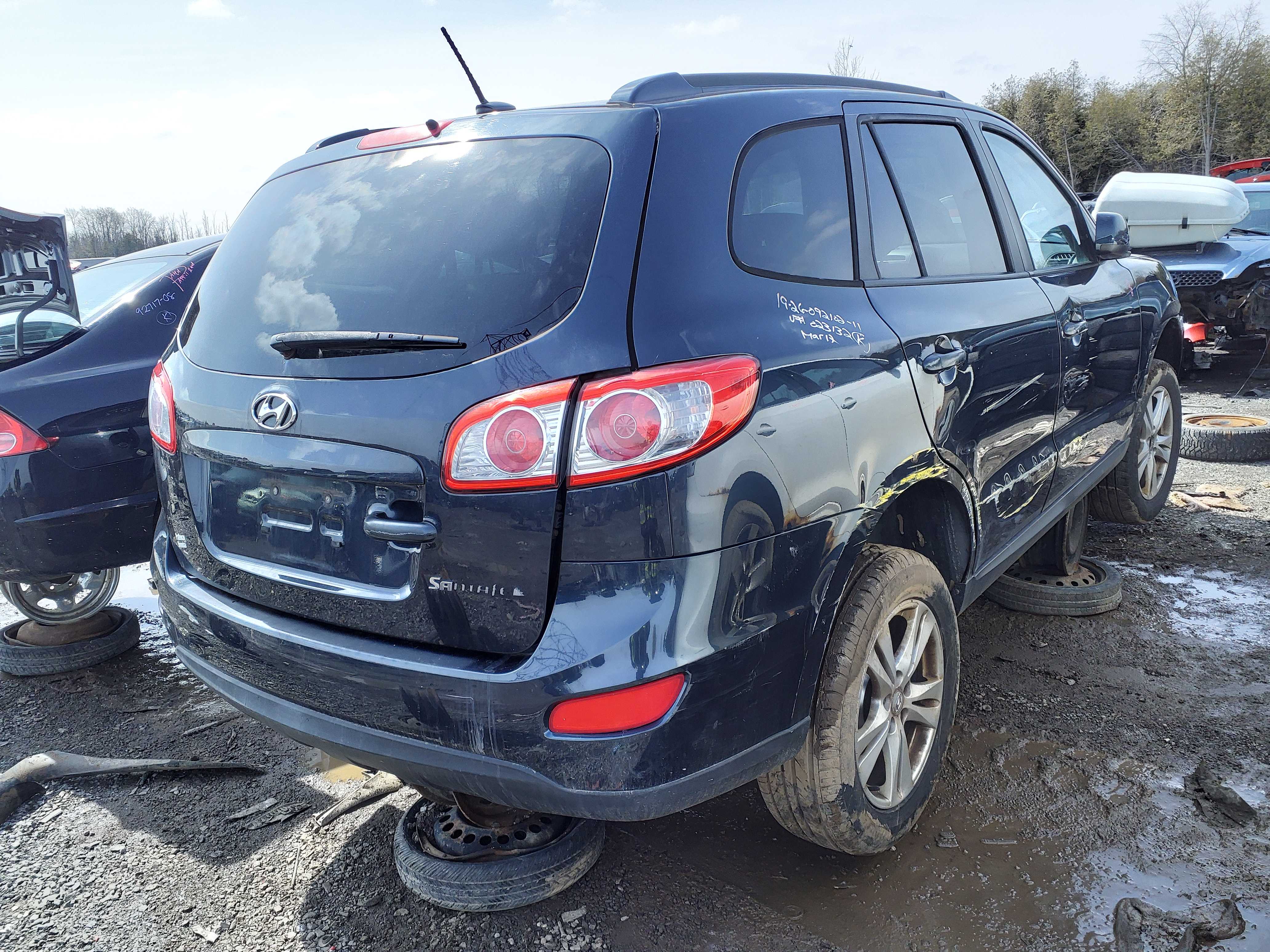 HYUNDAI SANTA FE 2011