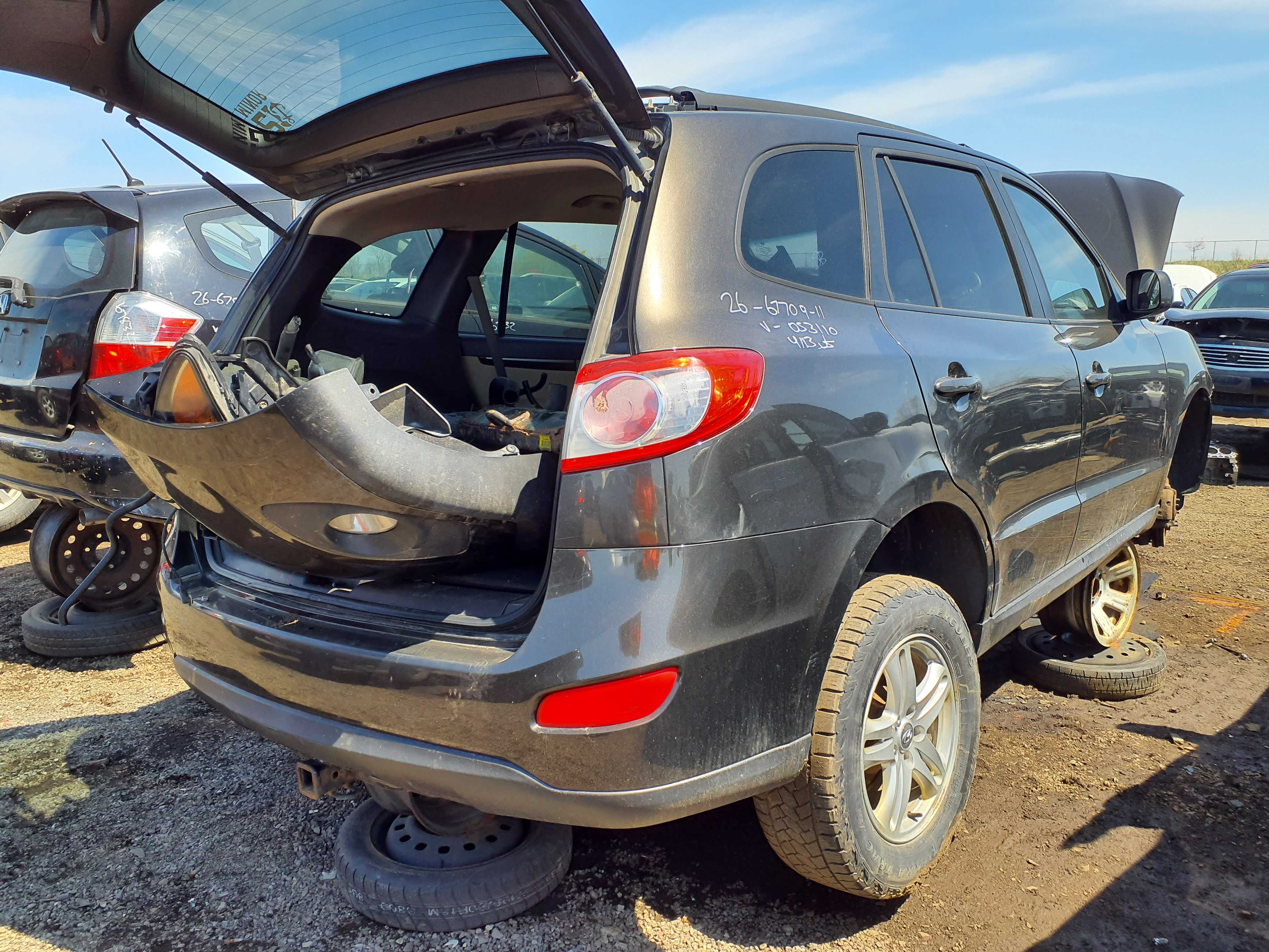HYUNDAI SANTA FE 2011