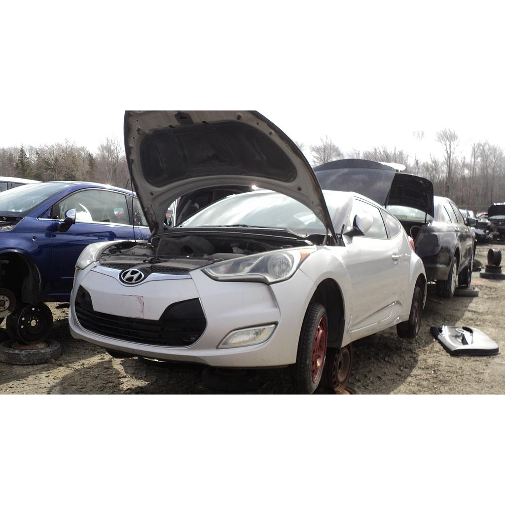 HYUNDAI VELOSTER 2012