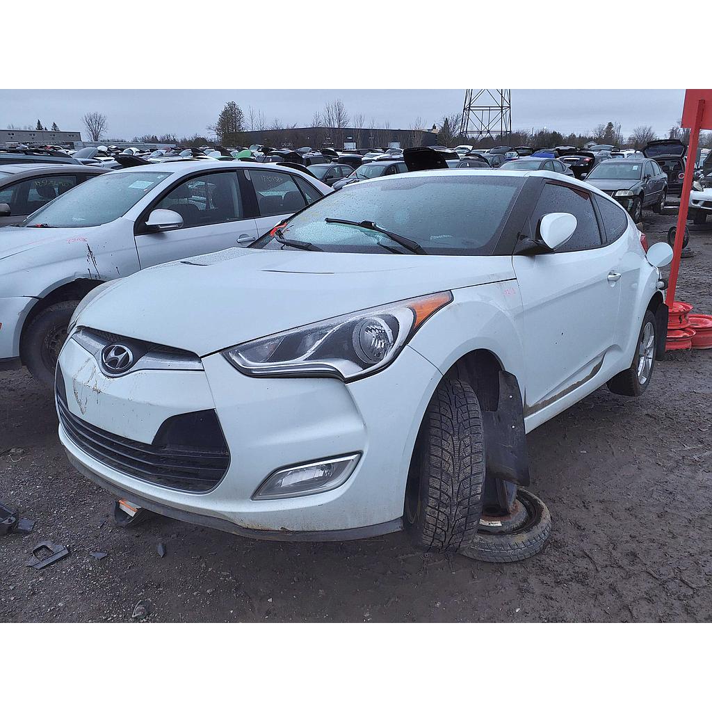HYUNDAI VELOSTER 2013