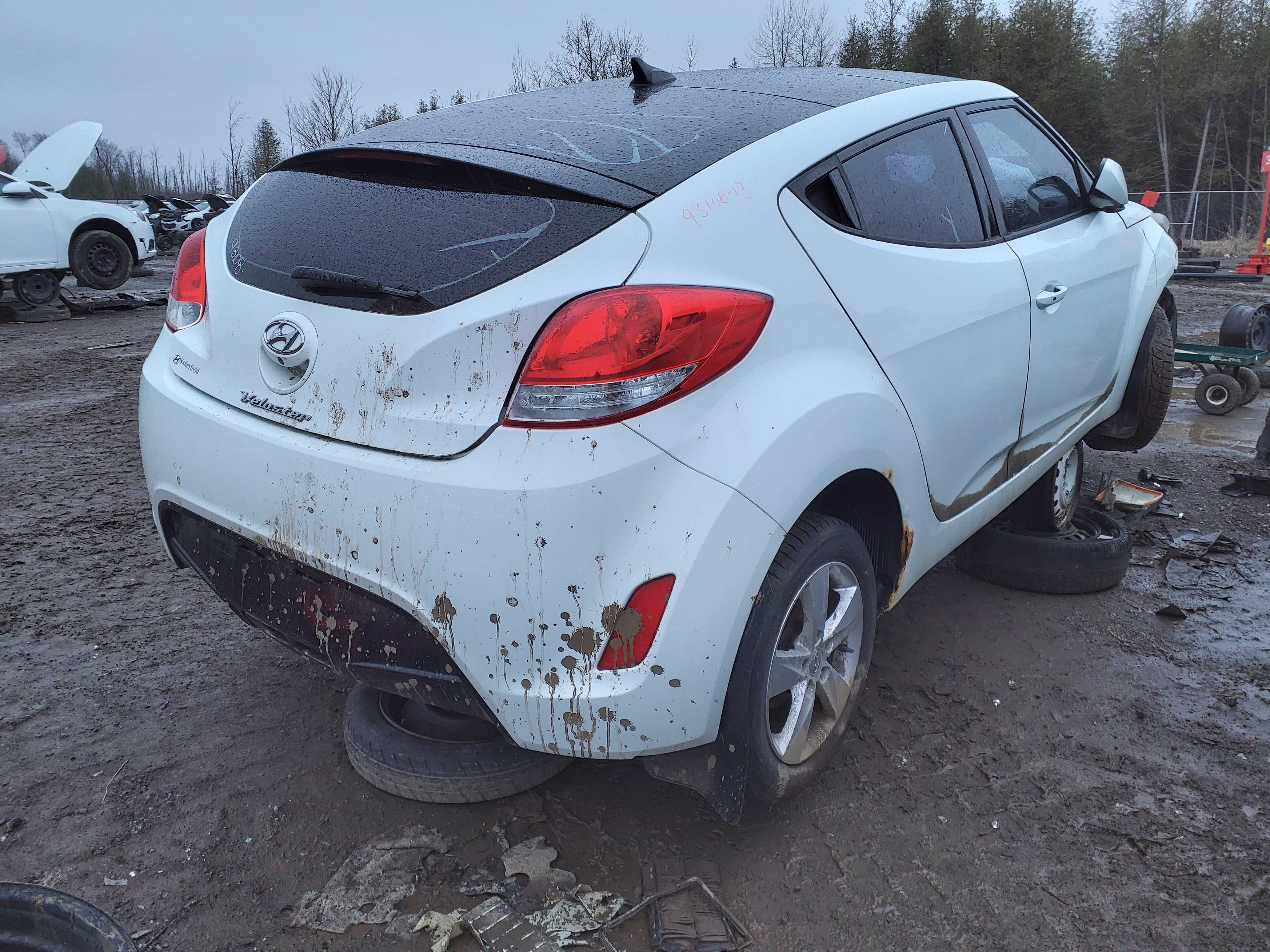 HYUNDAI VELOSTER 2013