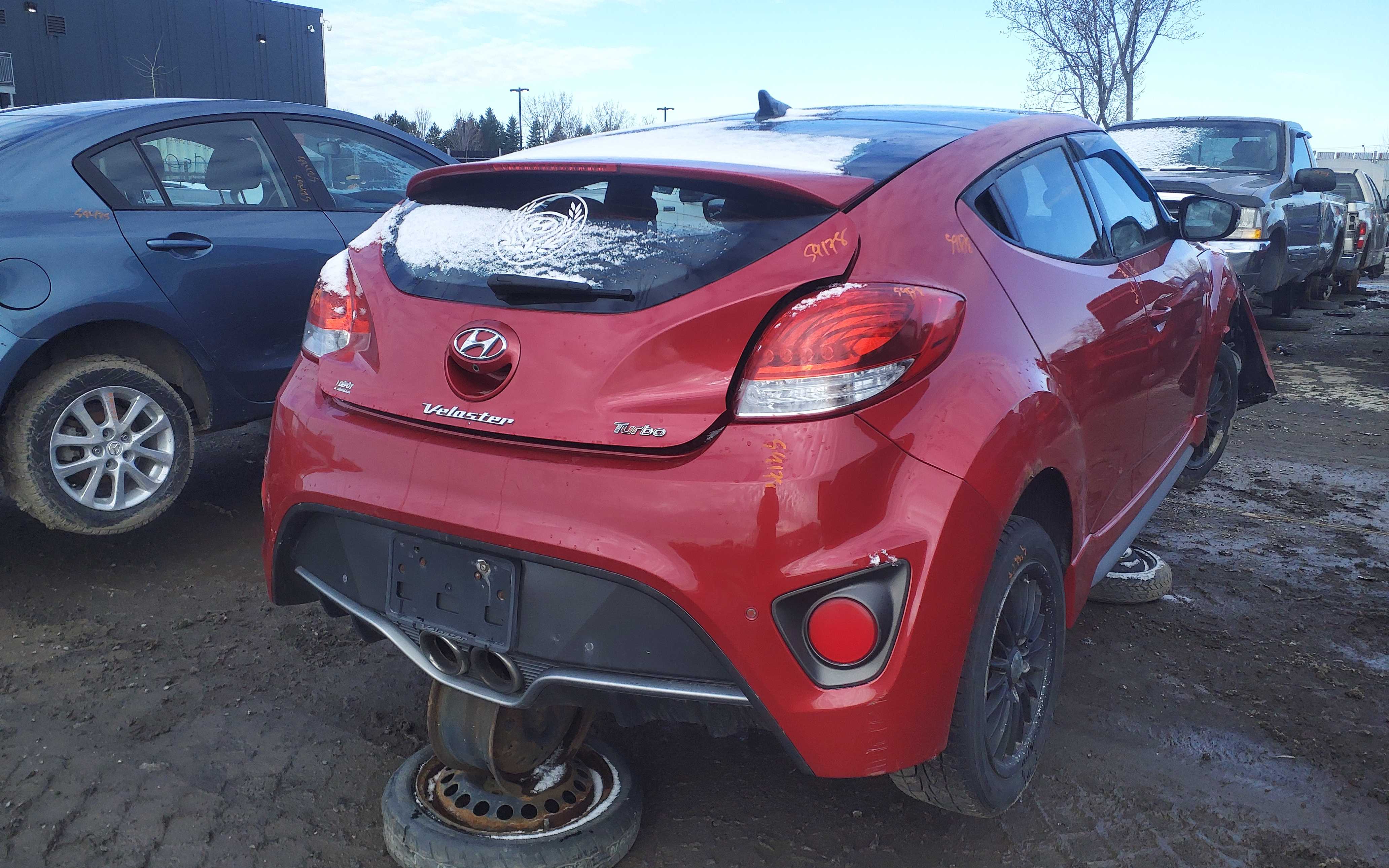 HYUNDAI VELOSTER 2016