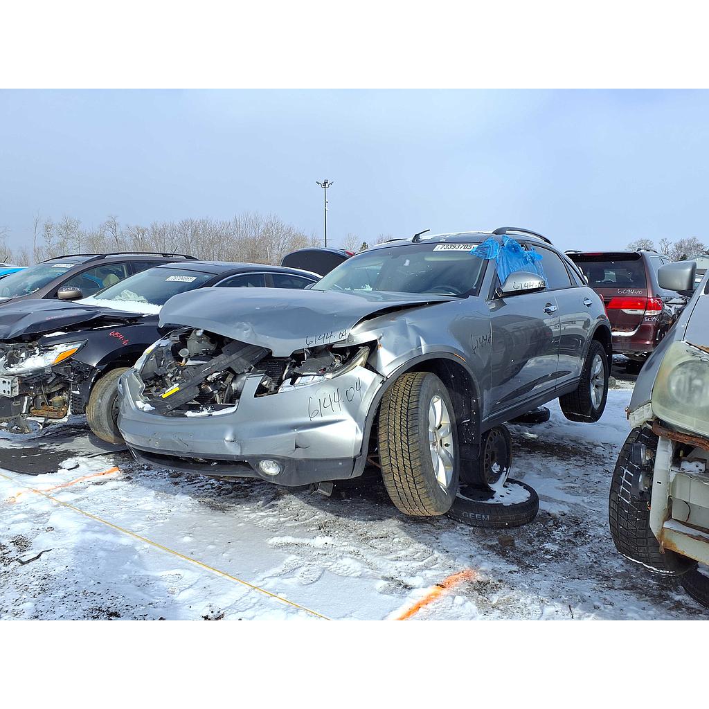 INFINITI FX35 2004