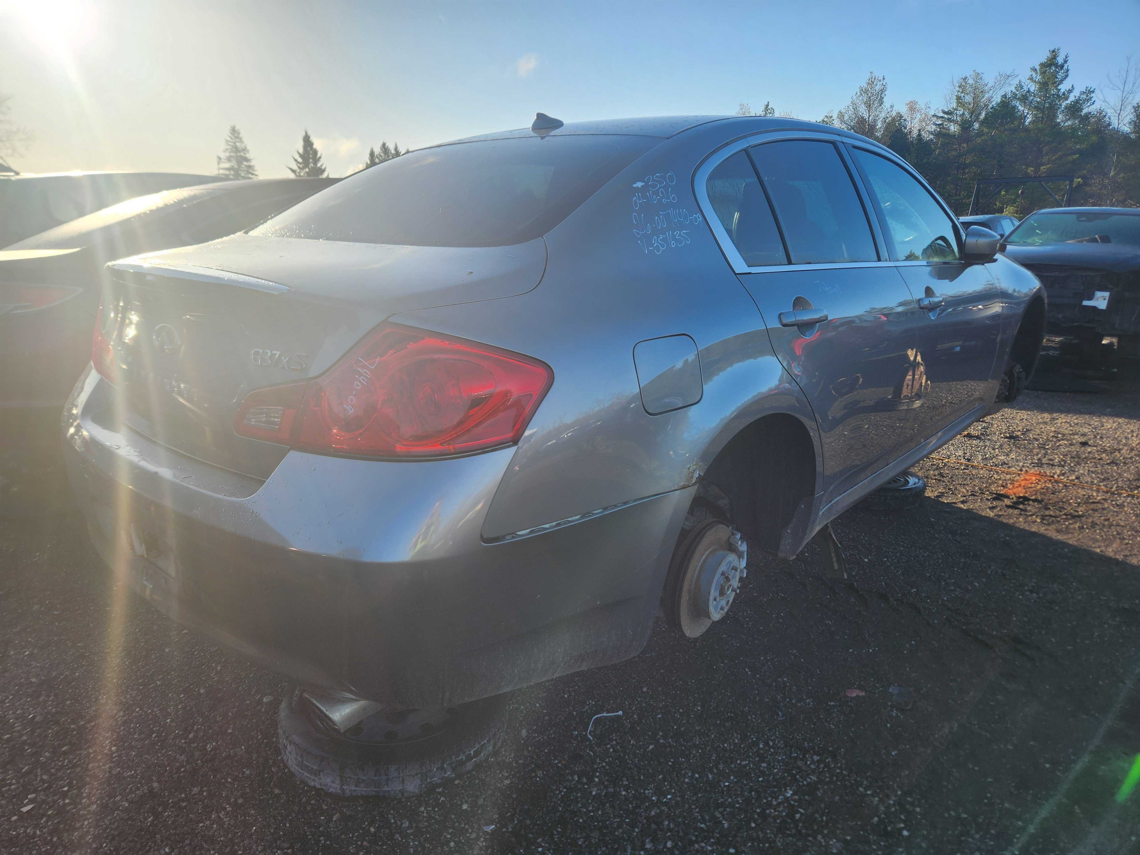 INFINITI G37 SEDAN 2009