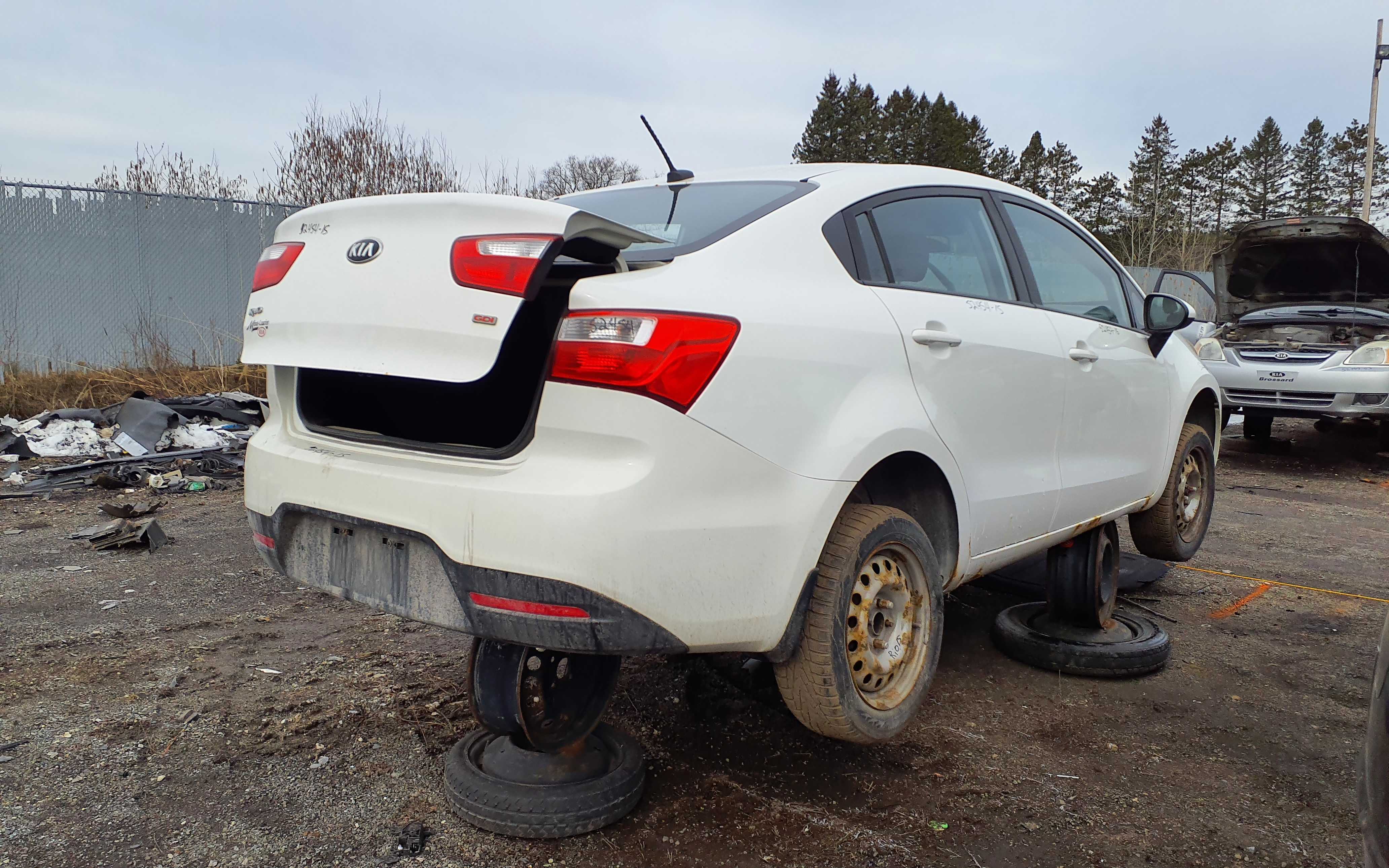 KIA RIO 2015