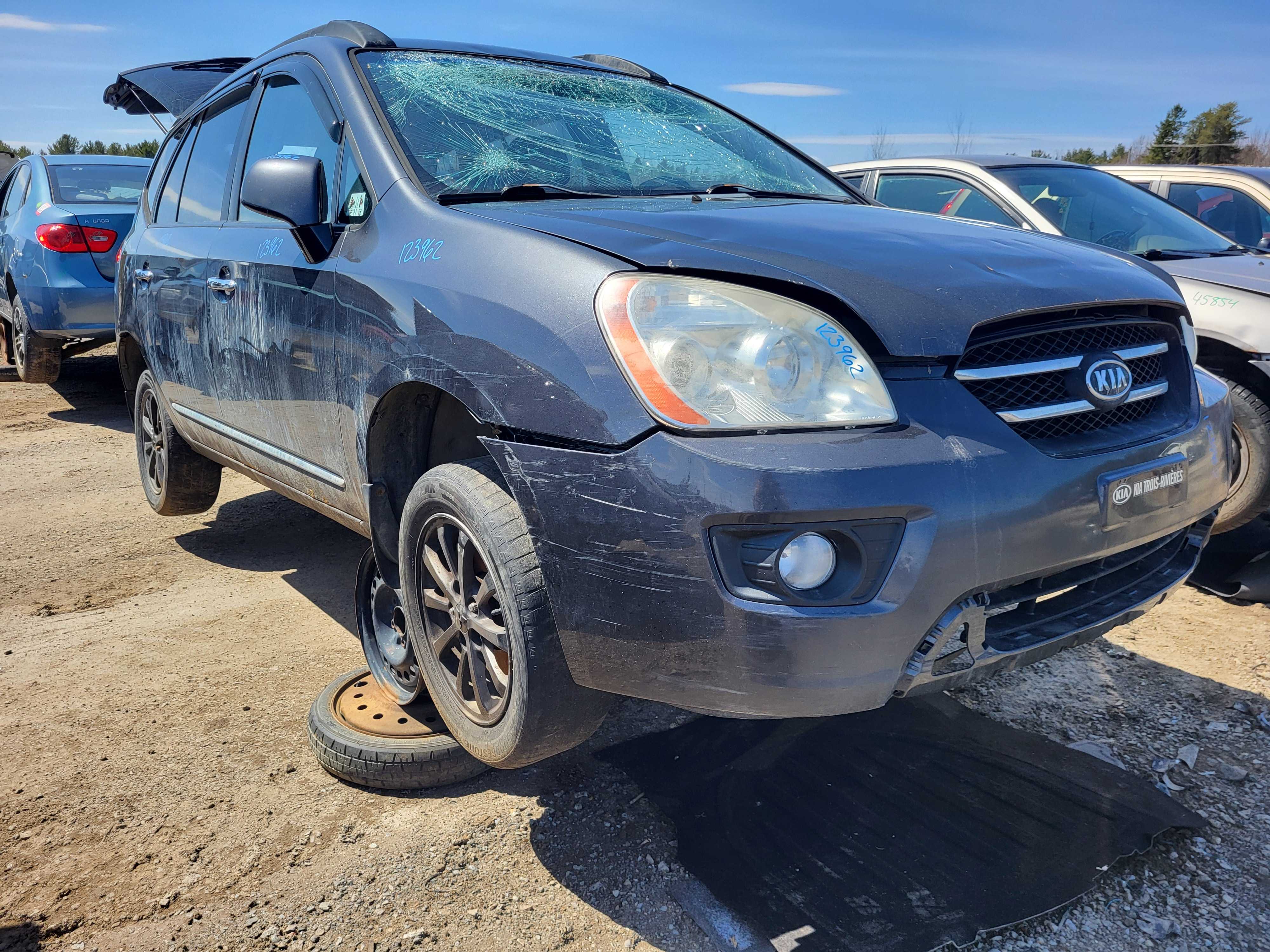 KIA RONDO 2008