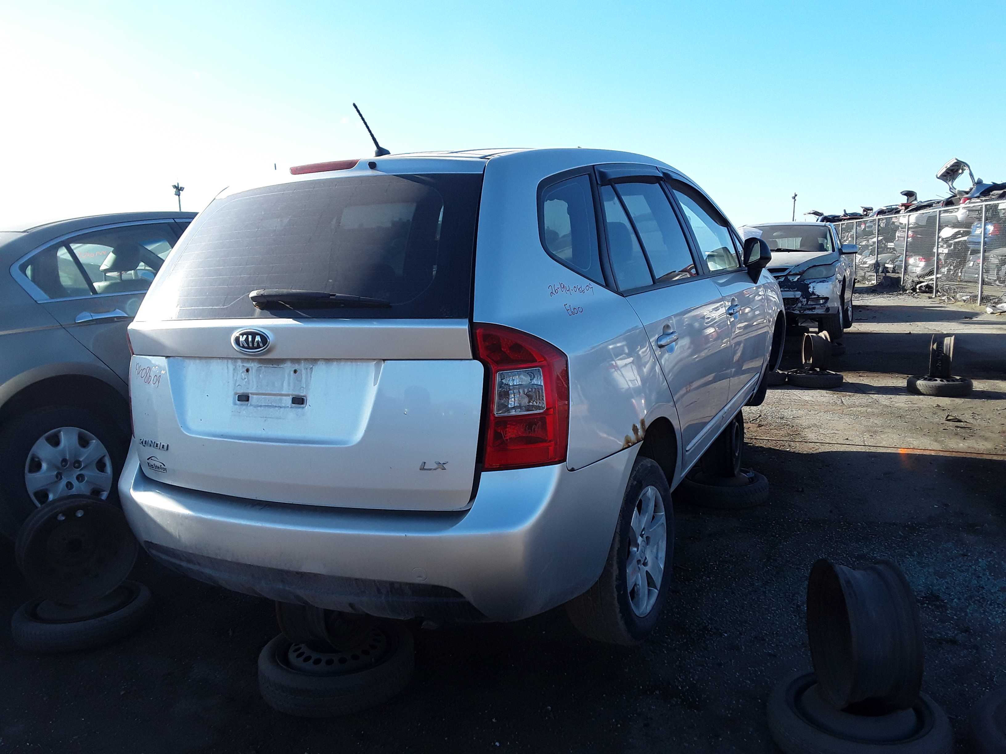 KIA RONDO 2009