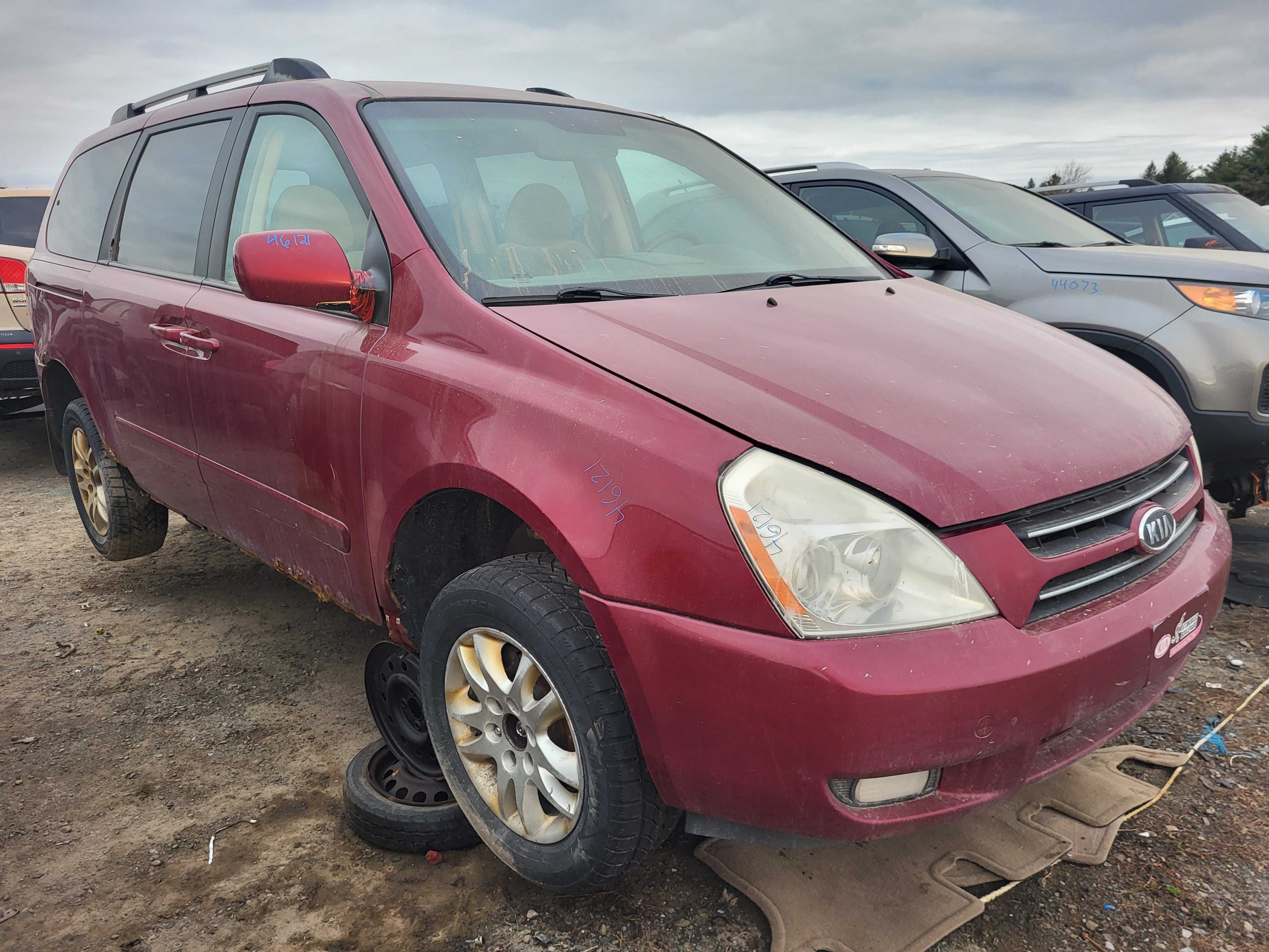 KIA SEDONA 2006