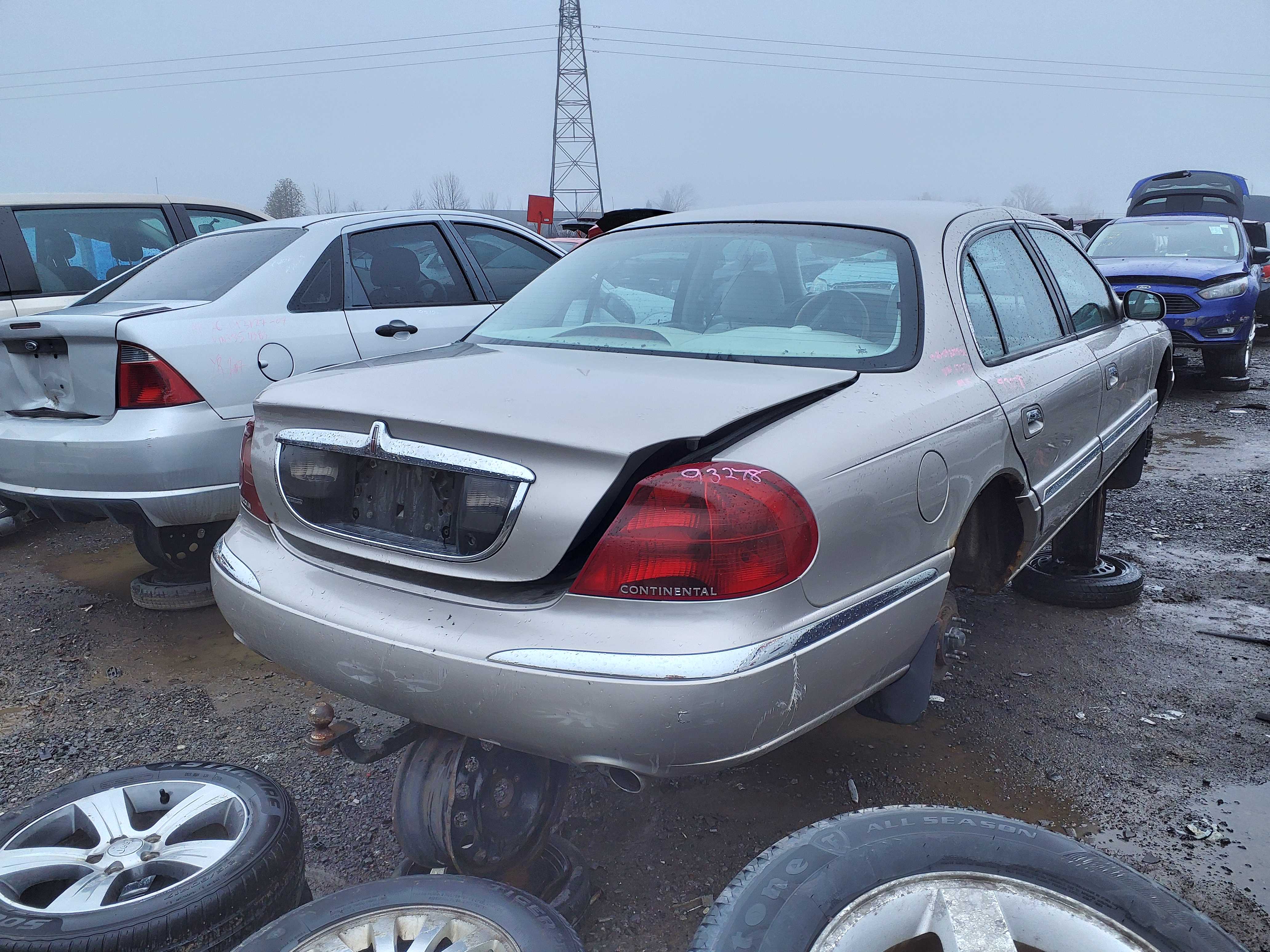 LINCOLN CONTINENTAL 2002