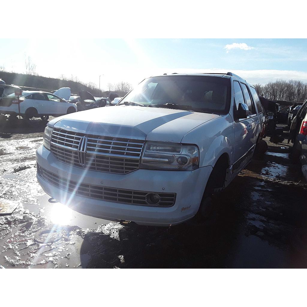 LINCOLN NAVIGATOR 2010