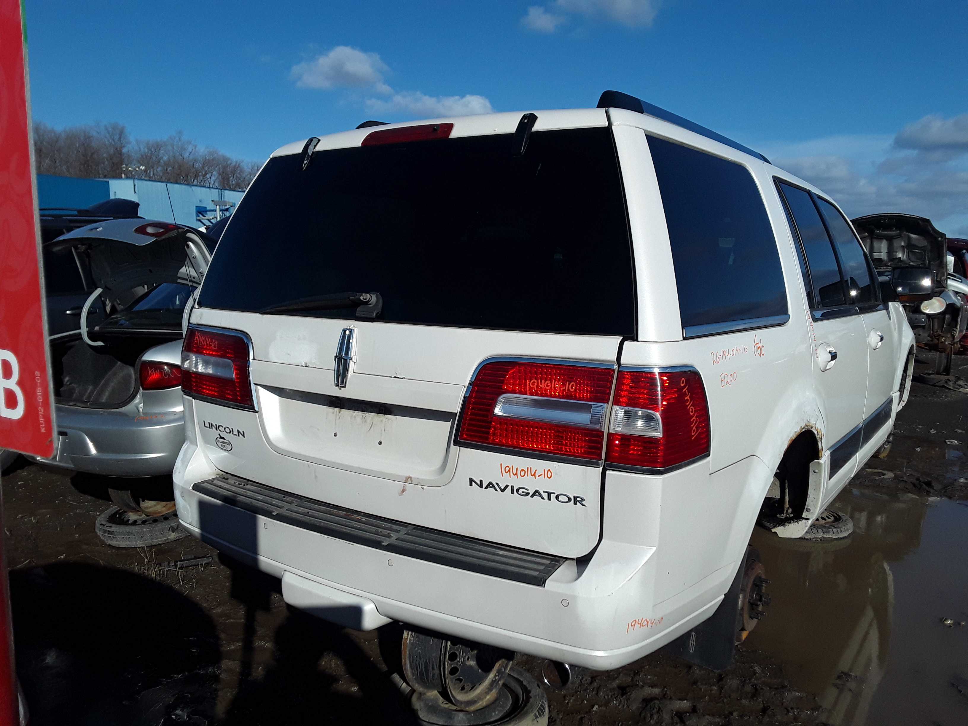 LINCOLN NAVIGATOR 2010