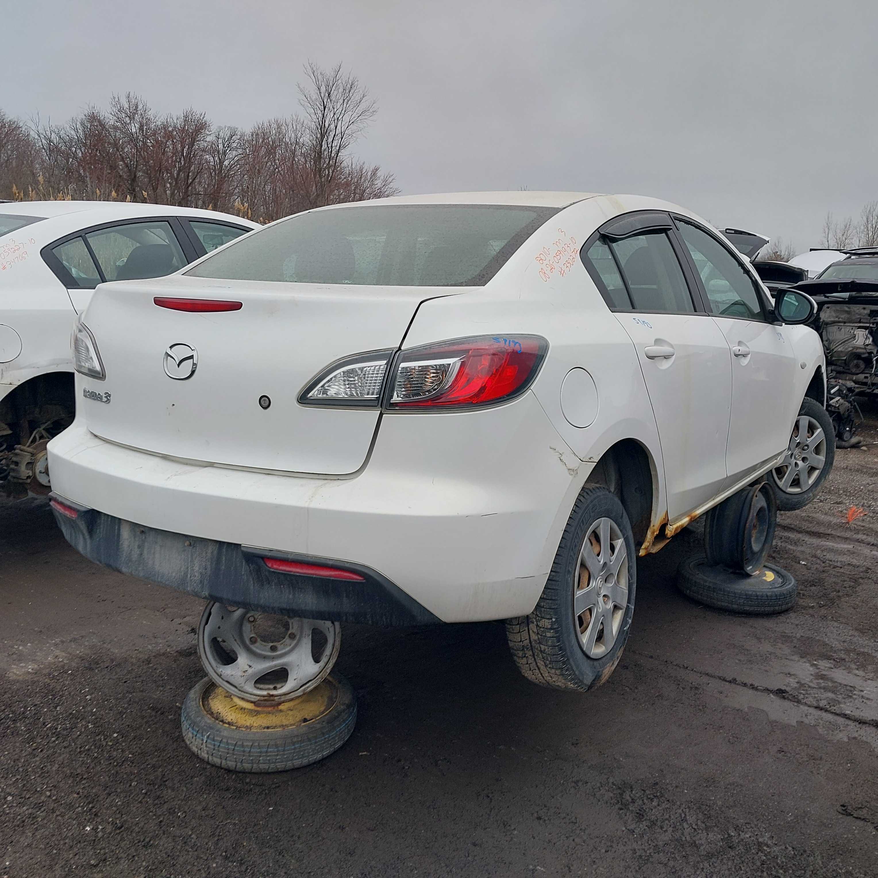 MAZDA MAZDA3 2010
