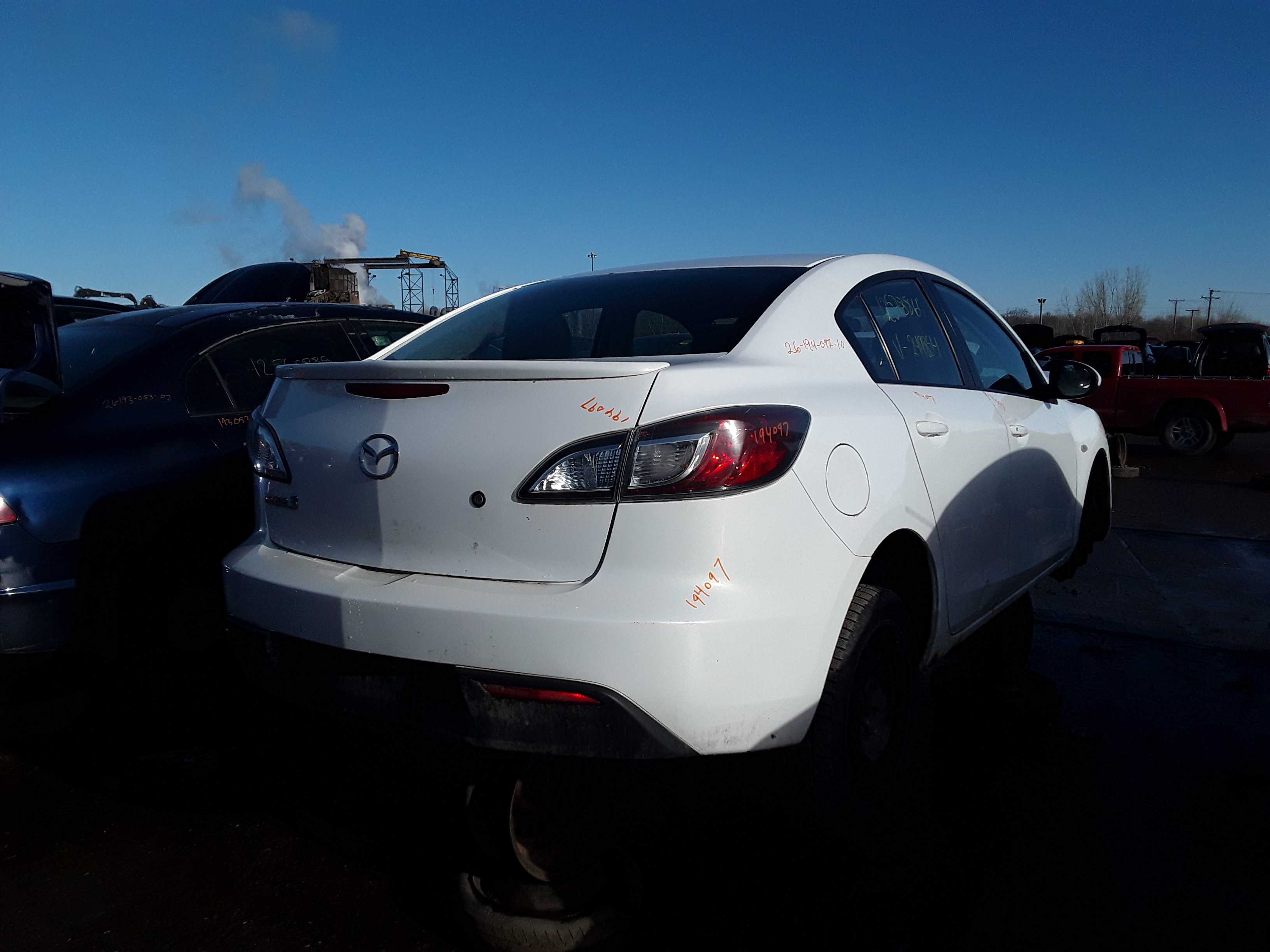 MAZDA MAZDA3 2010