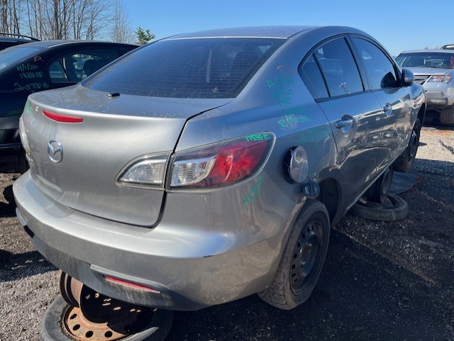 MAZDA MAZDA3 2010