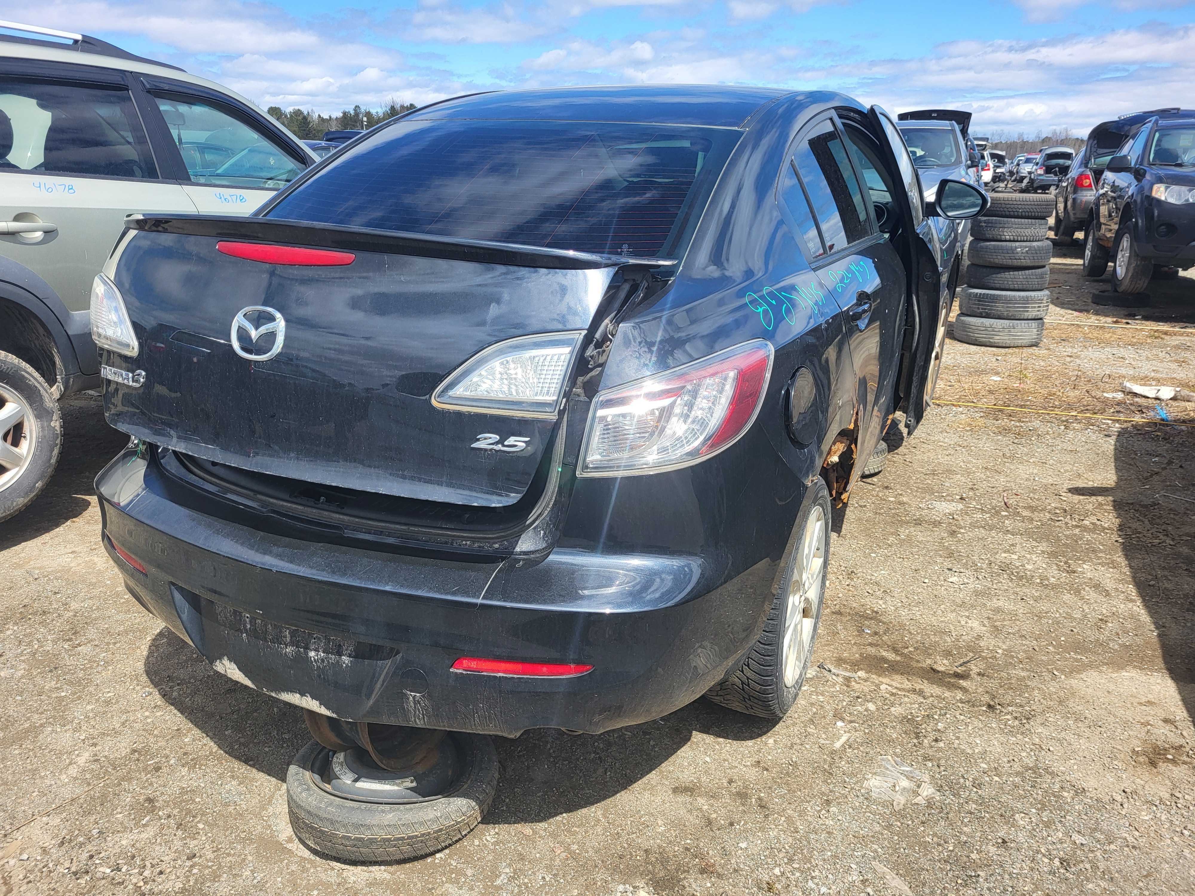 MAZDA MAZDA3 2010