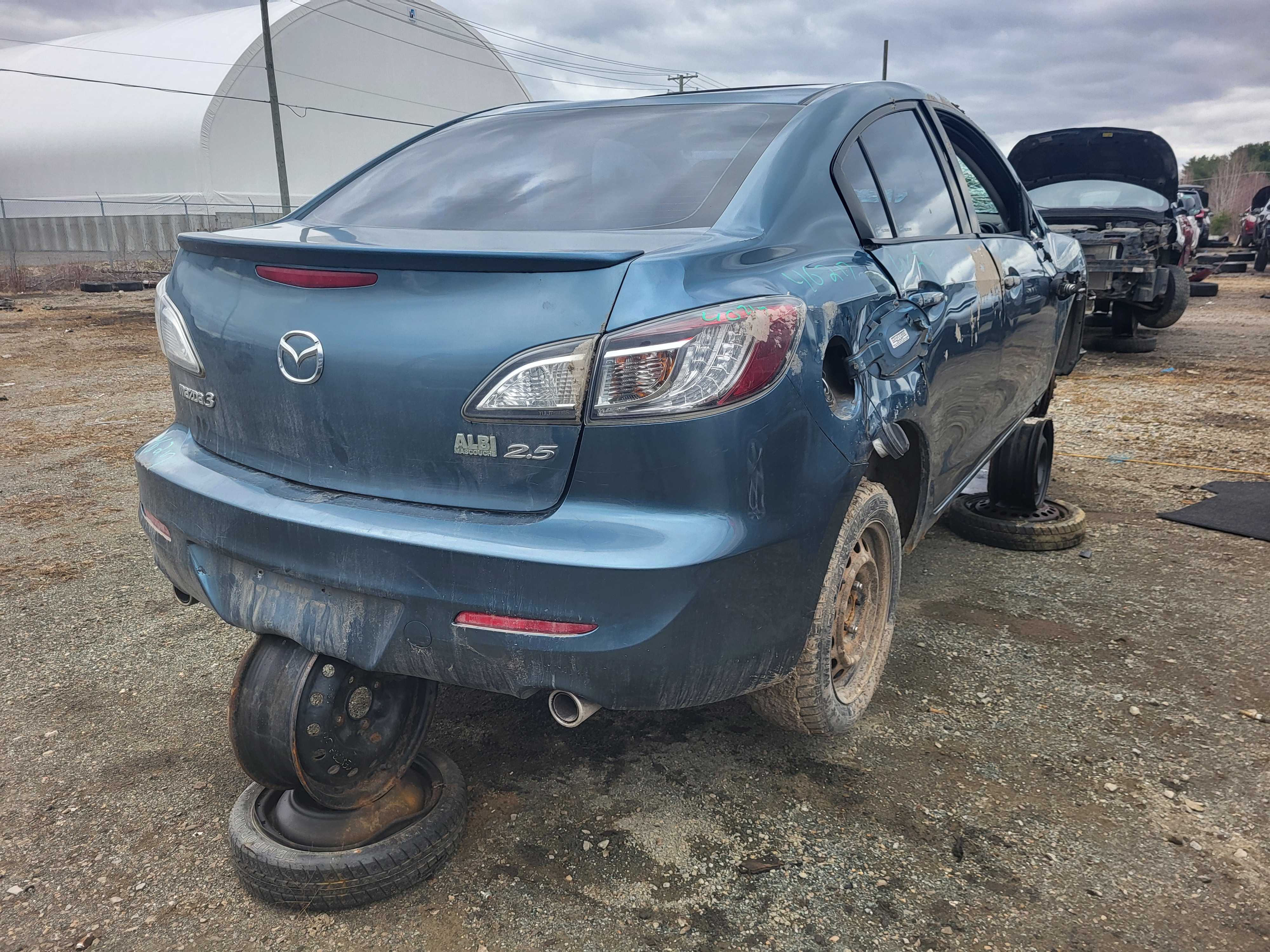 MAZDA MAZDA3 2010