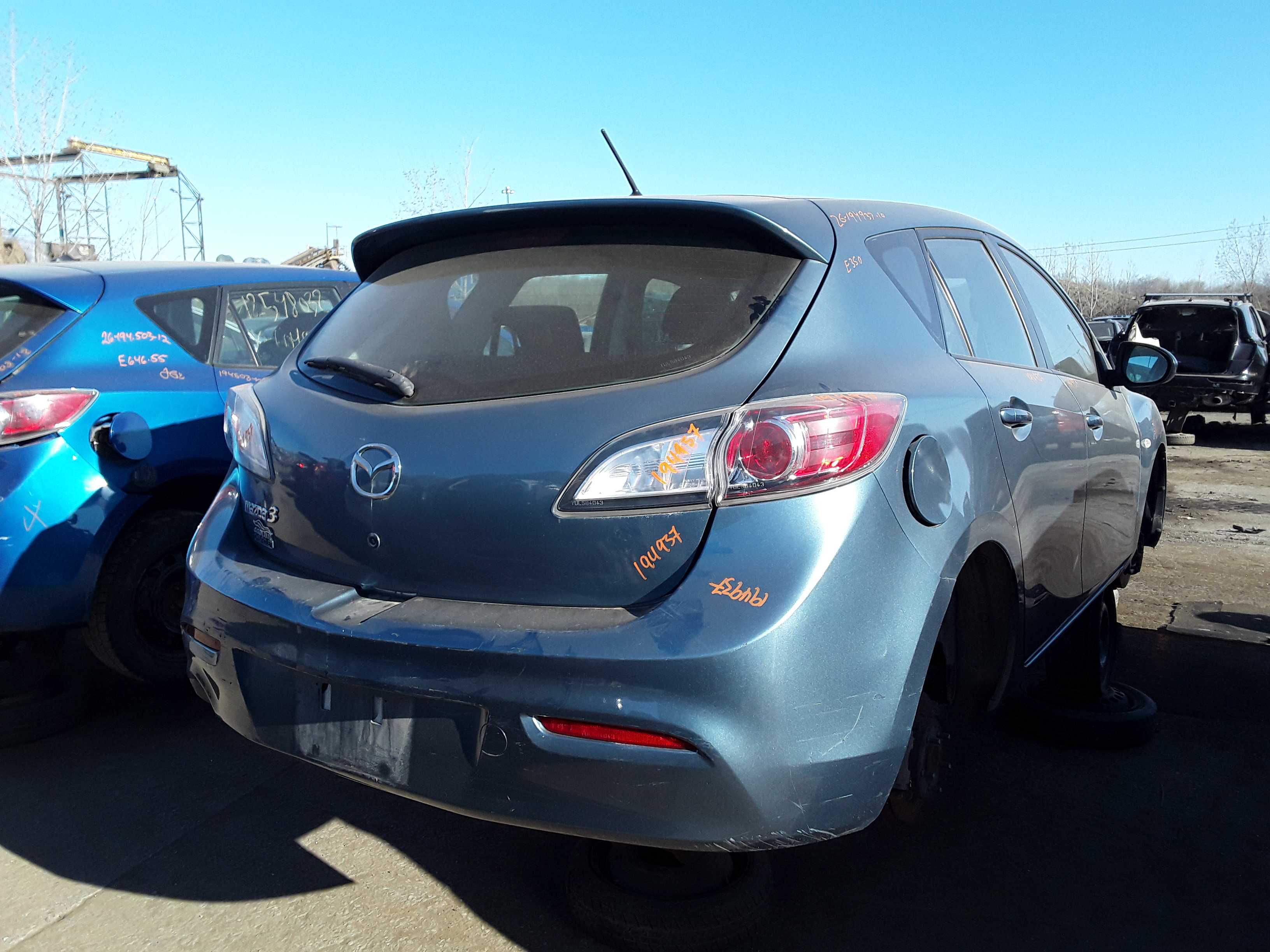 MAZDA MAZDA3 2010