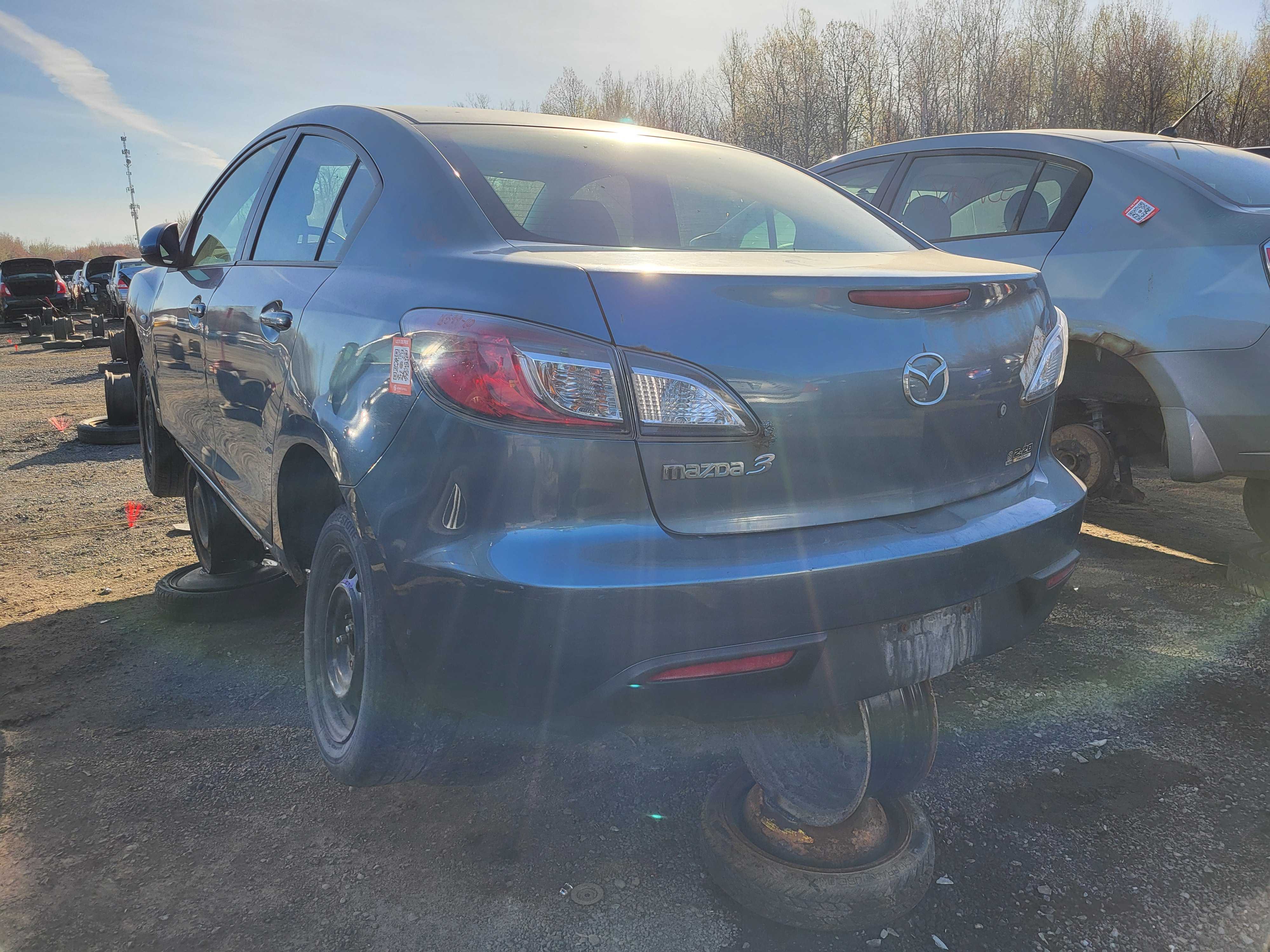 MAZDA MAZDA3 2010