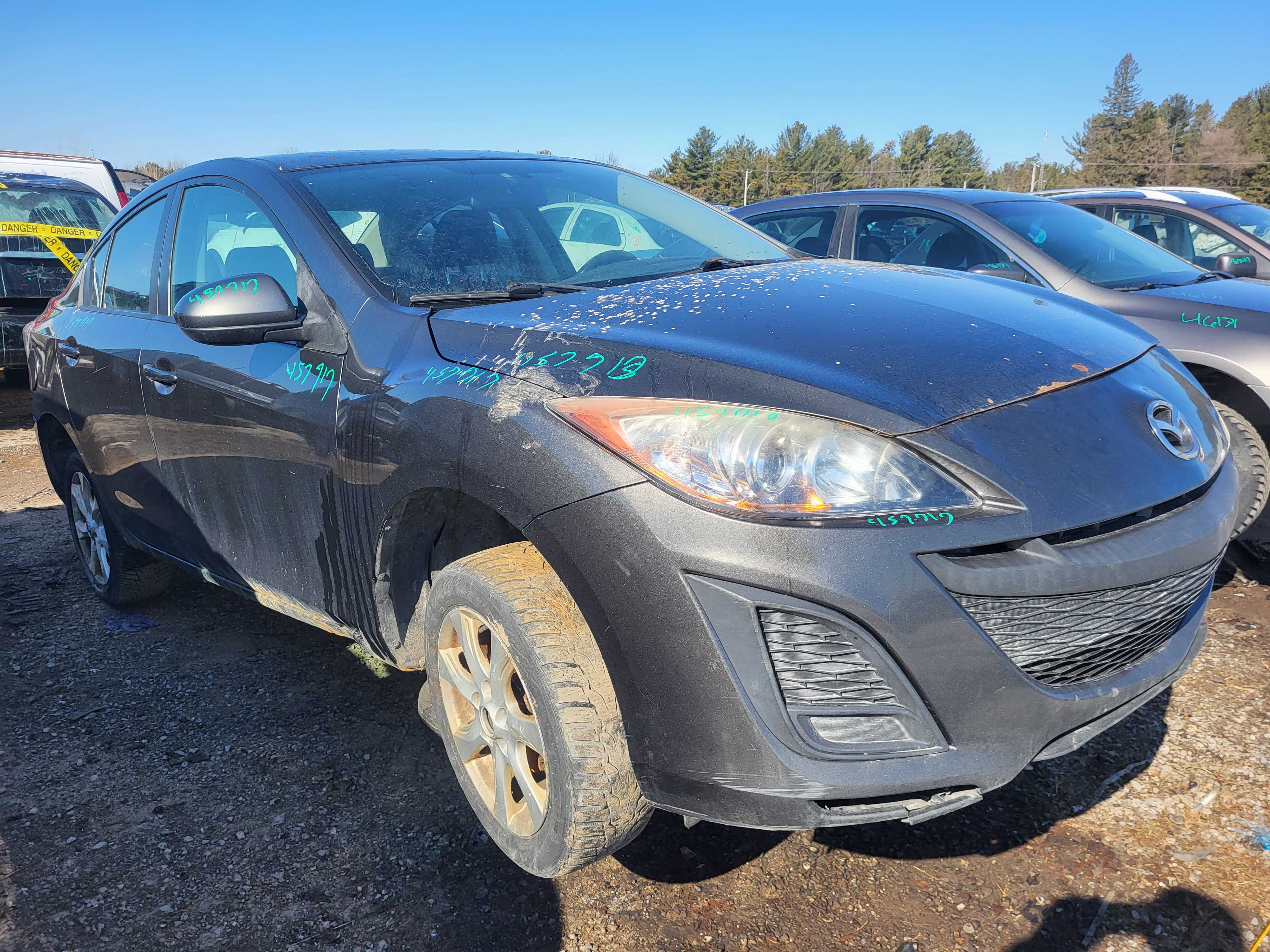 MAZDA MAZDA3 2011