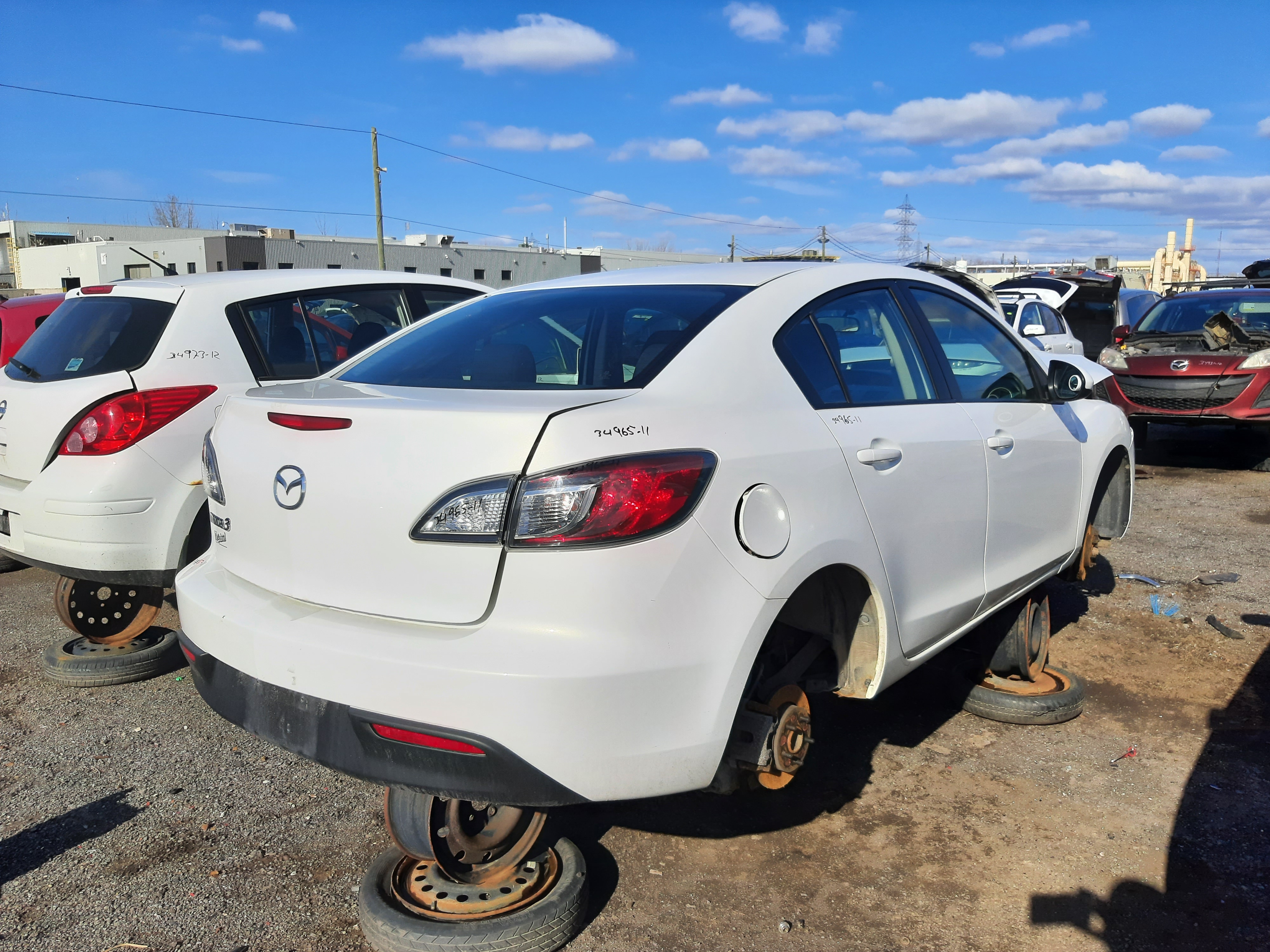 MAZDA MAZDA3 2011