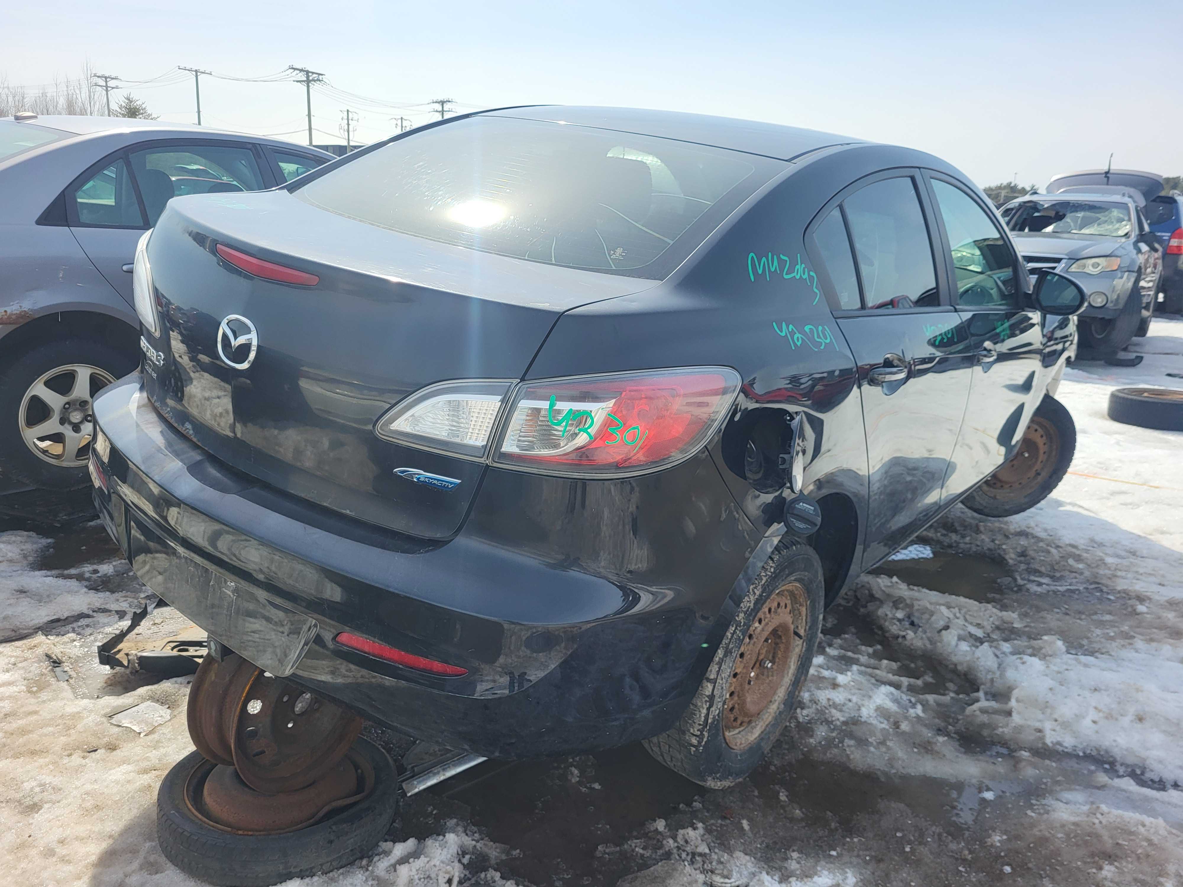 MAZDA MAZDA3 2012