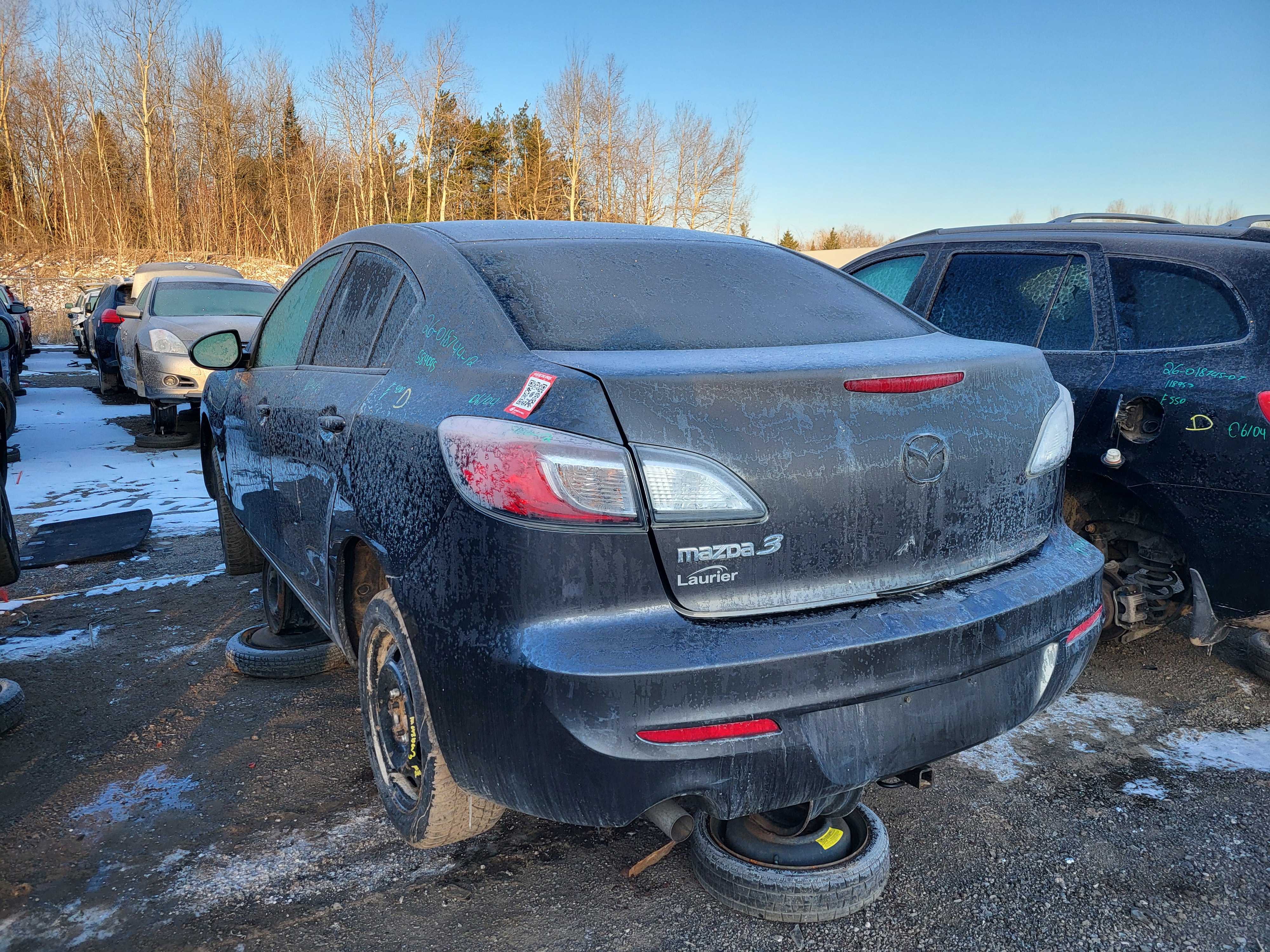 MAZDA MAZDA3 2012