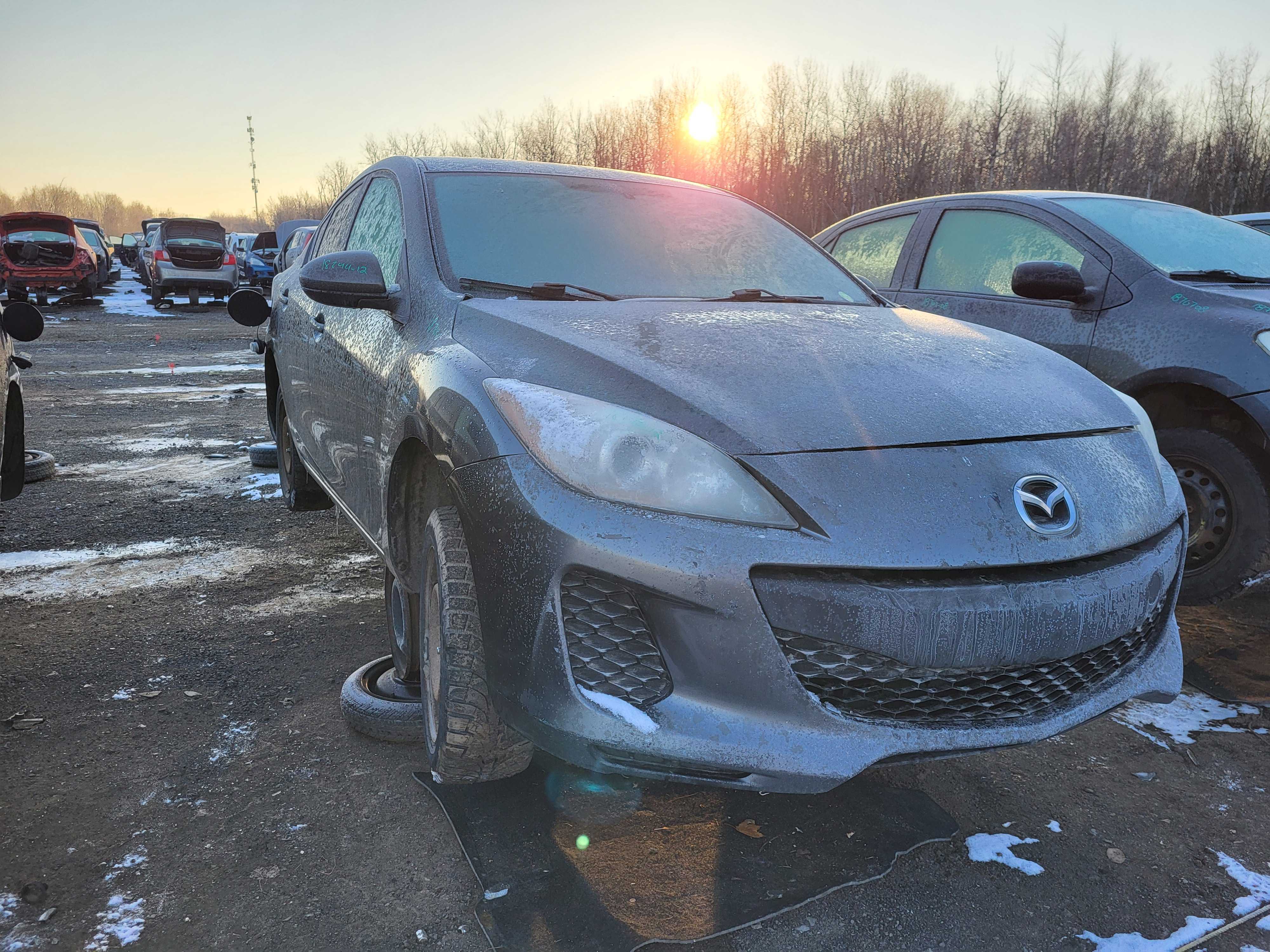 MAZDA MAZDA3 2012
