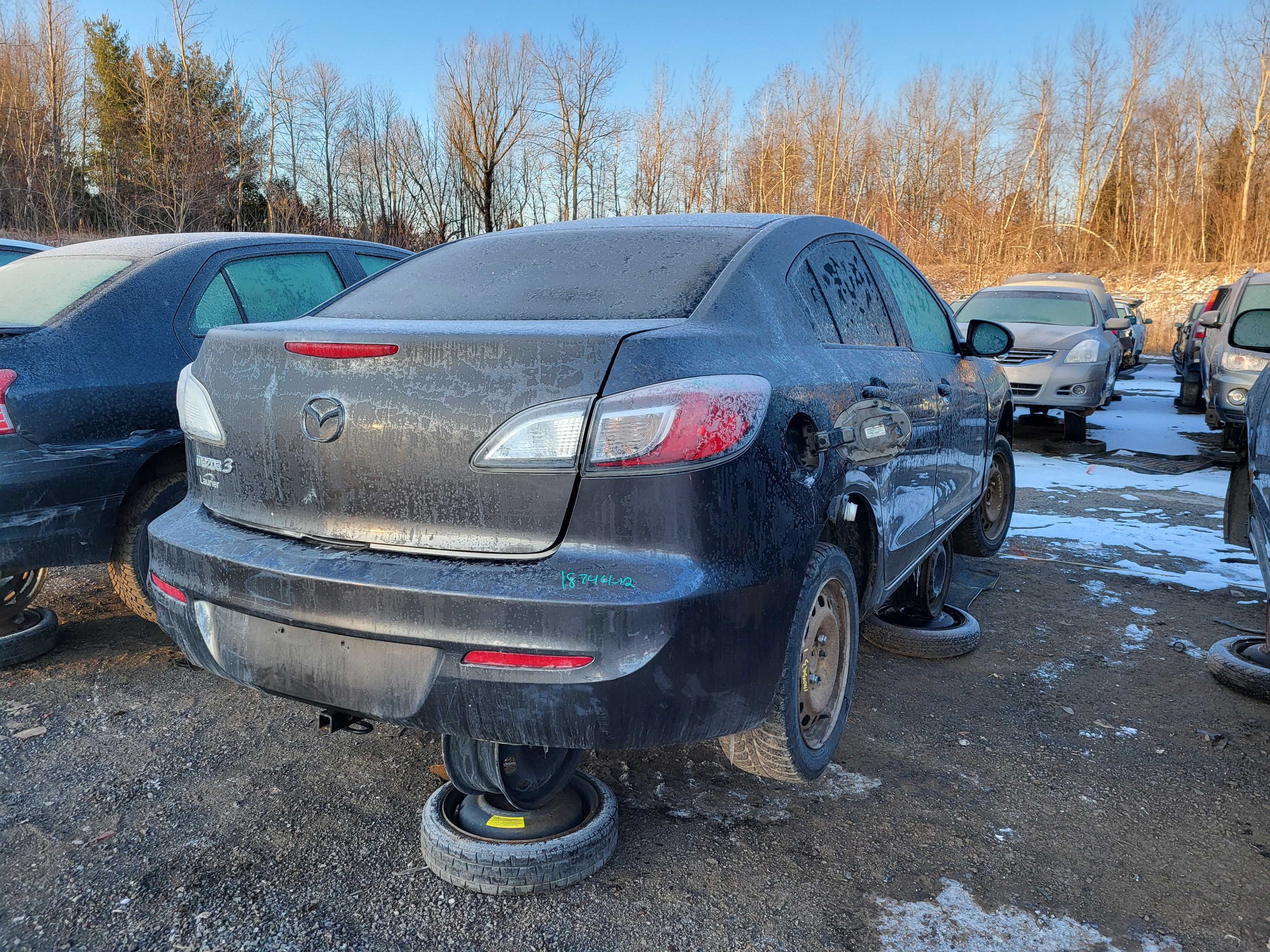 MAZDA MAZDA3 2012