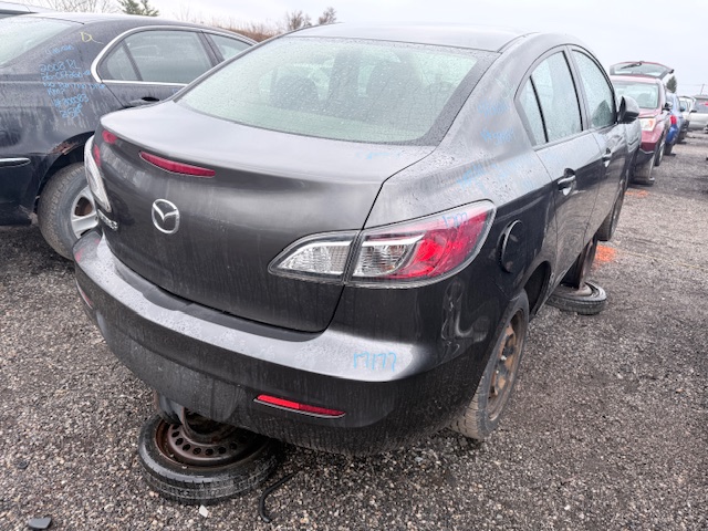 MAZDA MAZDA3 2012