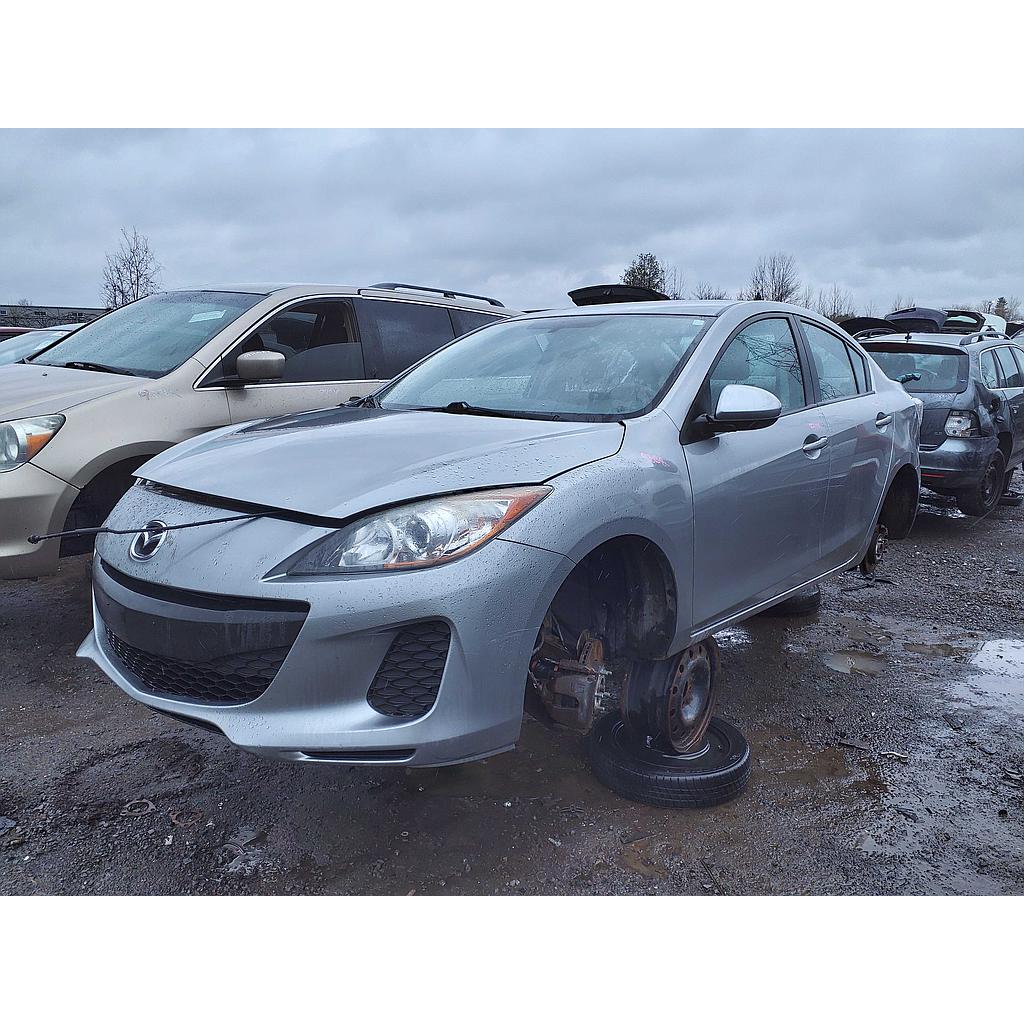 MAZDA MAZDA3 2012