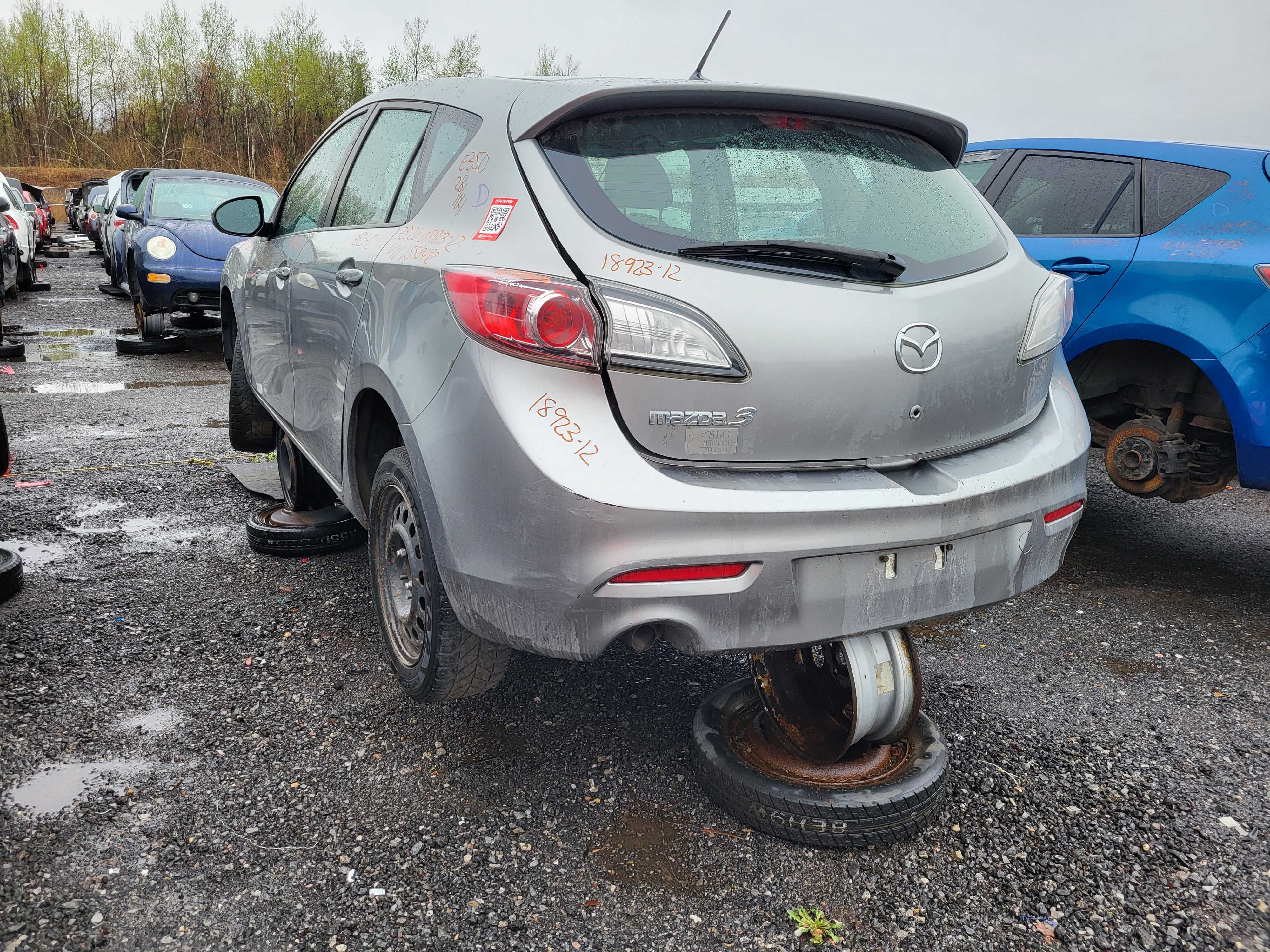 MAZDA MAZDA3 2012