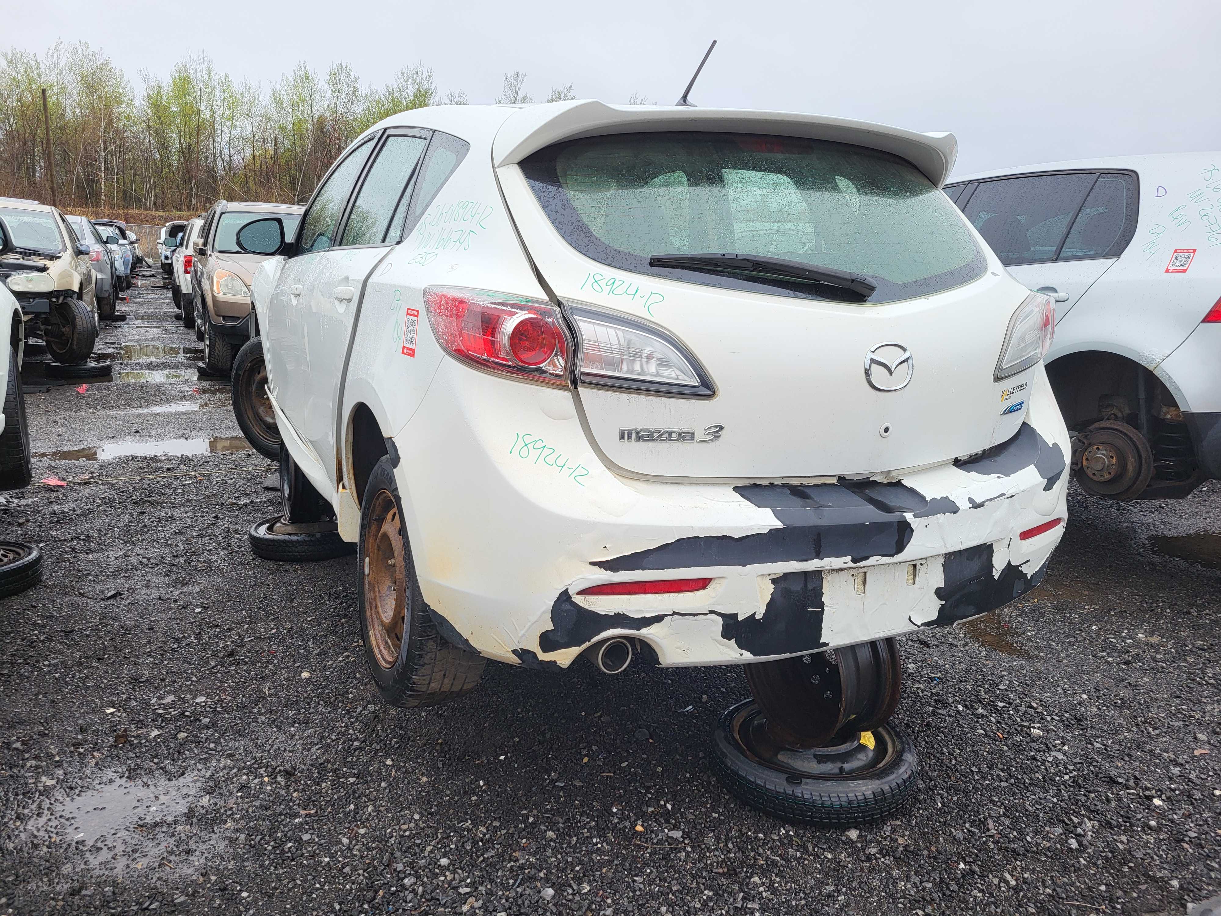 MAZDA MAZDA3 2012