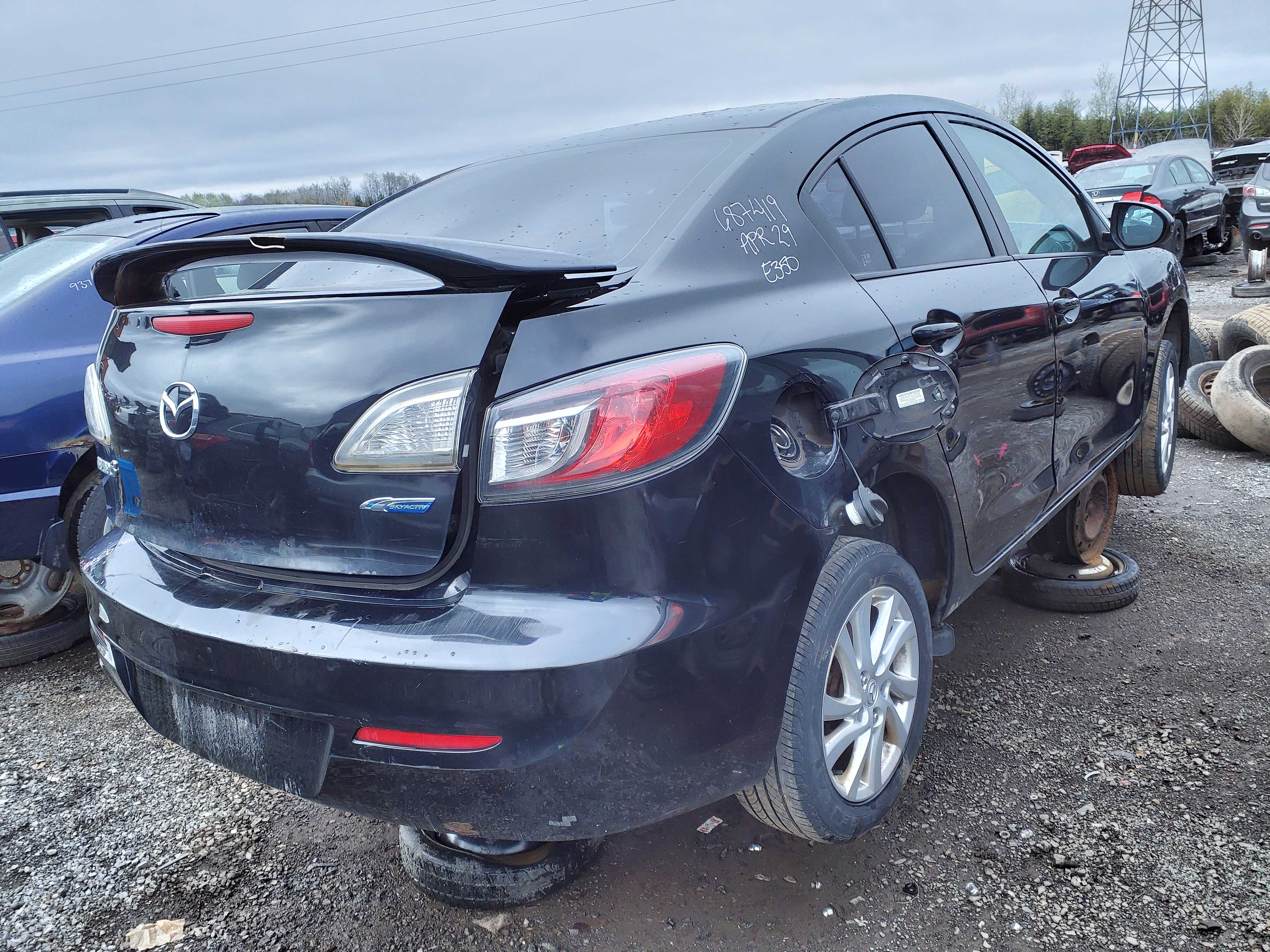 MAZDA MAZDA3 2012