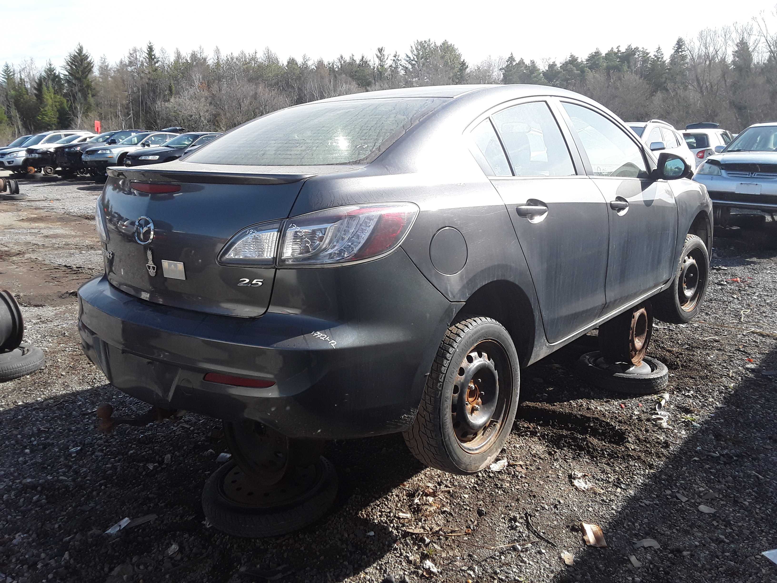 MAZDA MAZDA3 2012