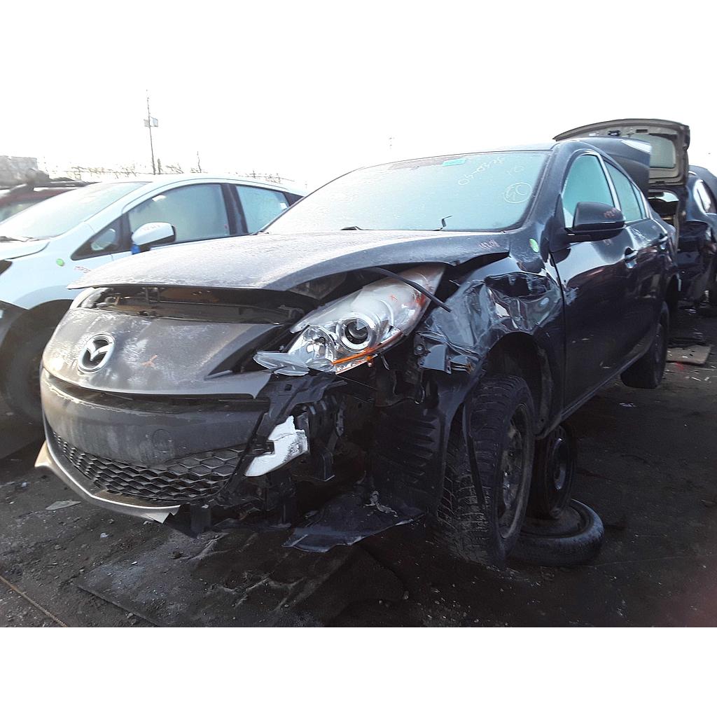MAZDA MAZDA3 2013