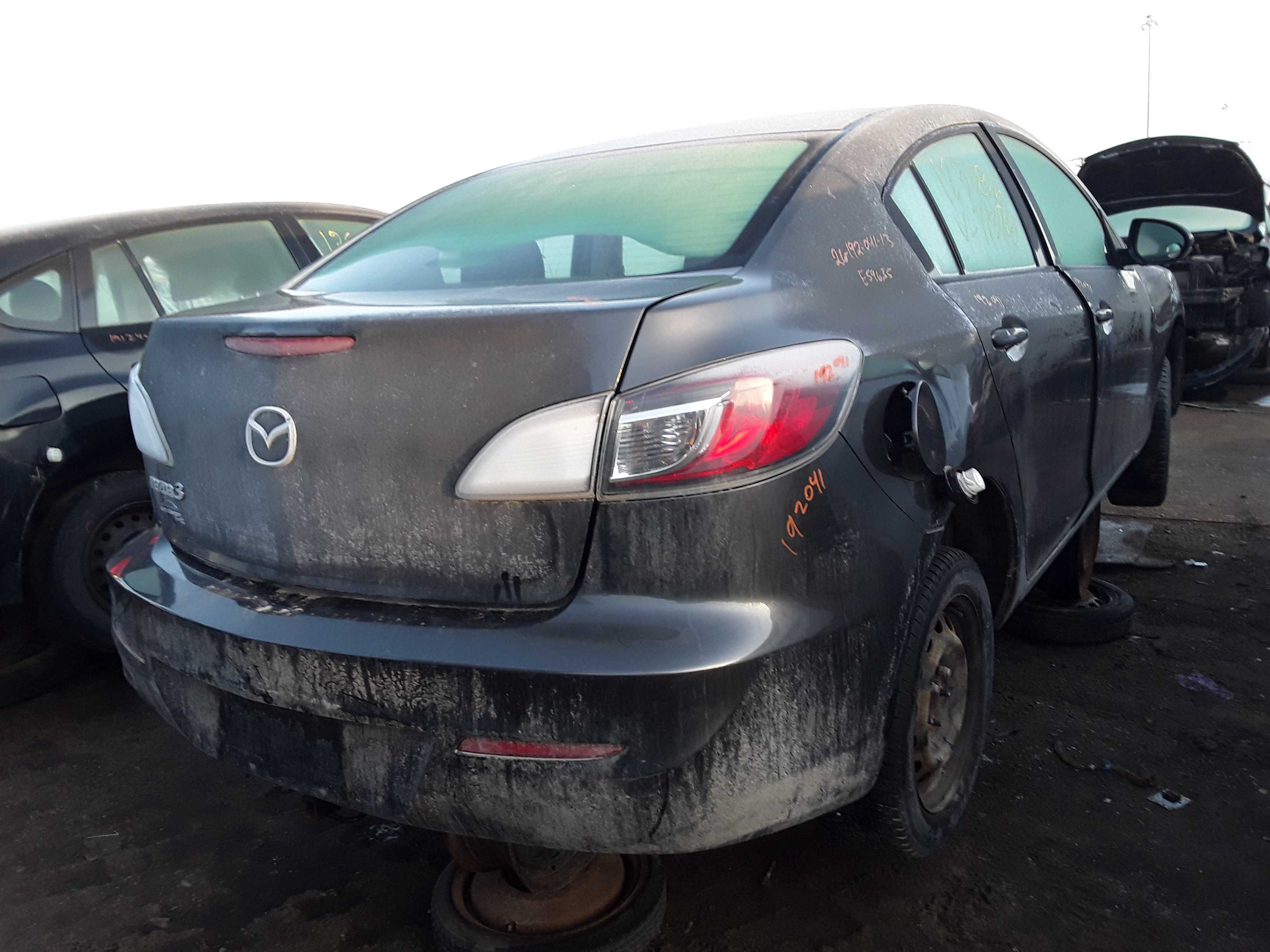 MAZDA MAZDA3 2013