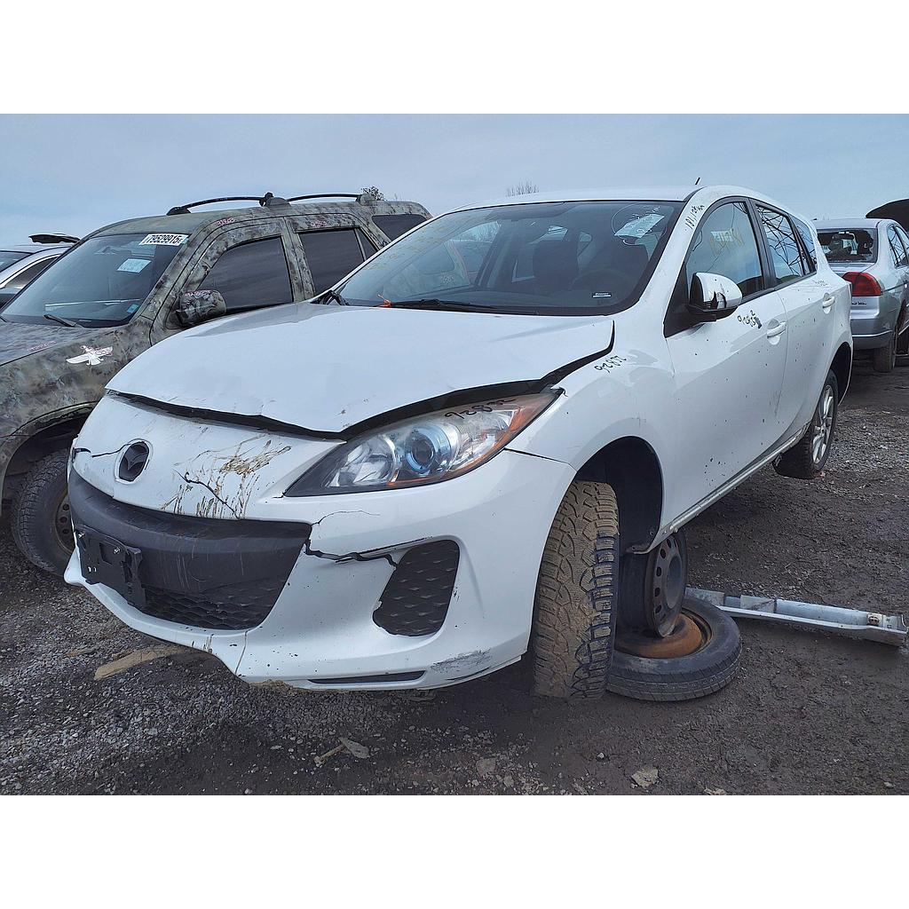 MAZDA MAZDA3 2013