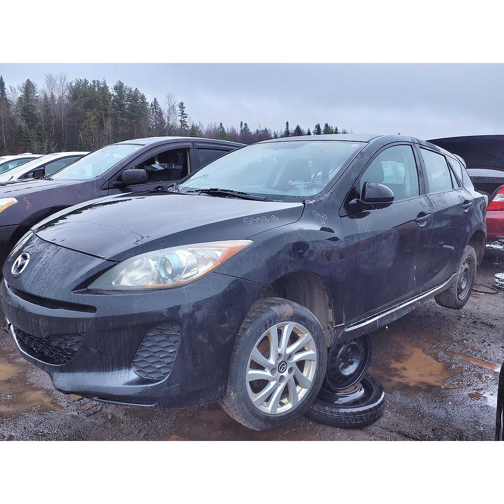MAZDA MAZDA3 2013