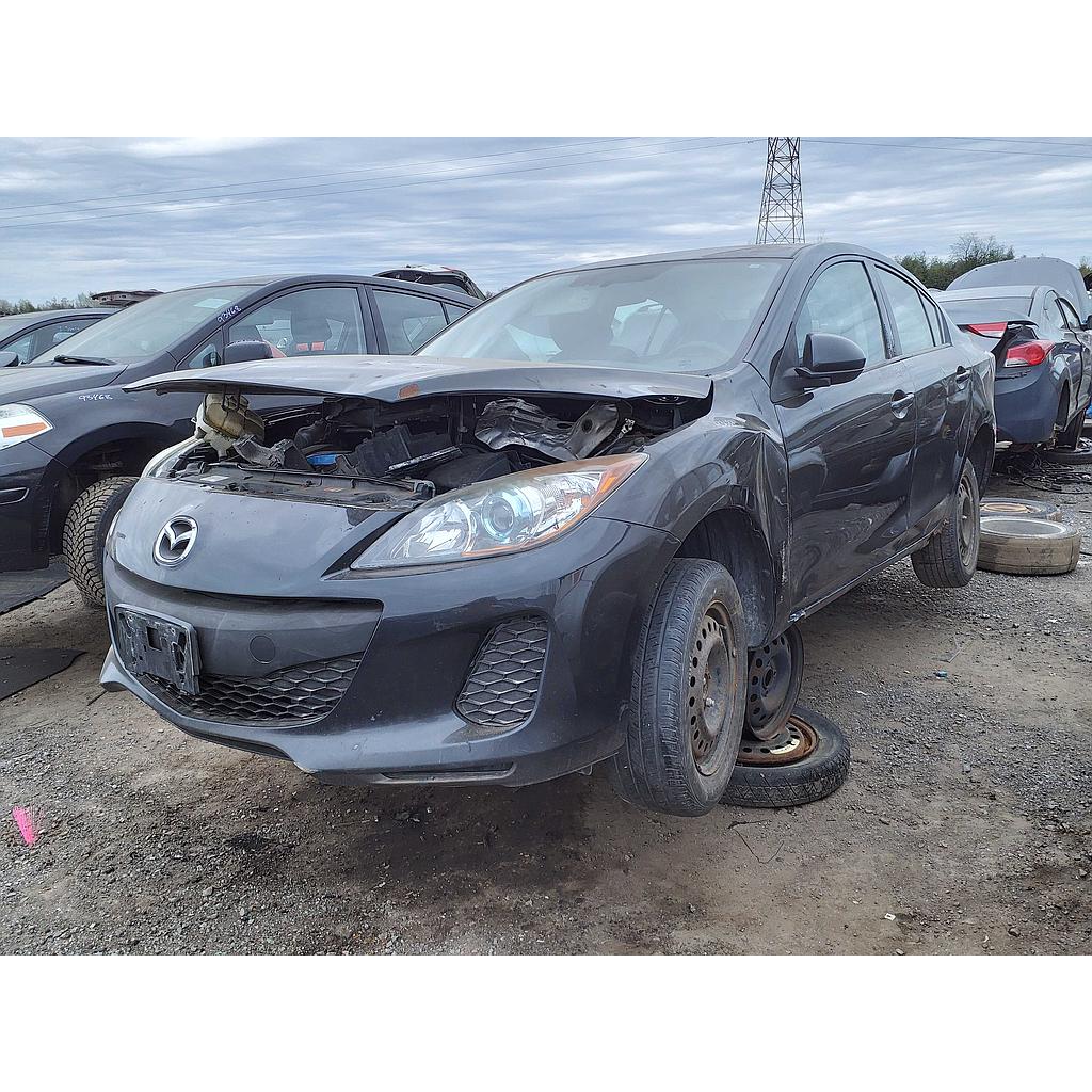 MAZDA MAZDA3 2013
