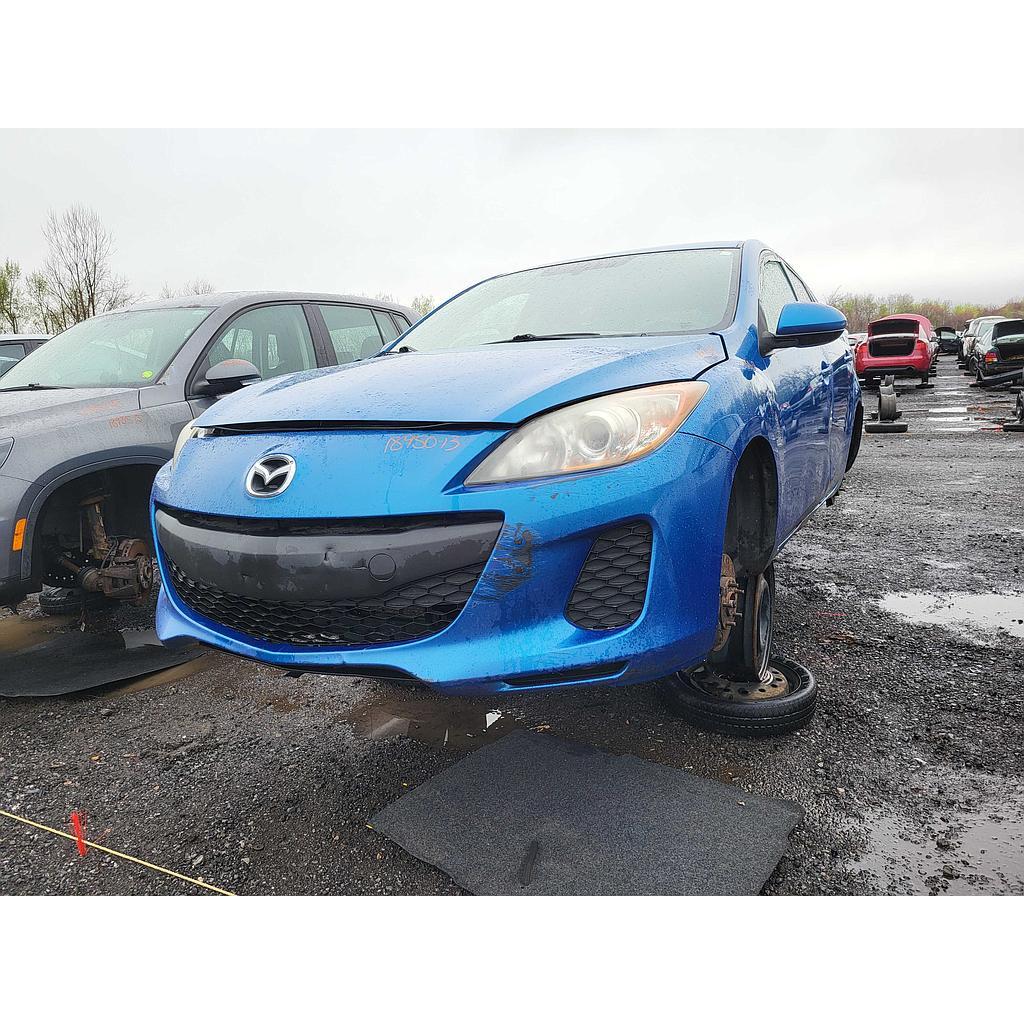 MAZDA MAZDA3 2013