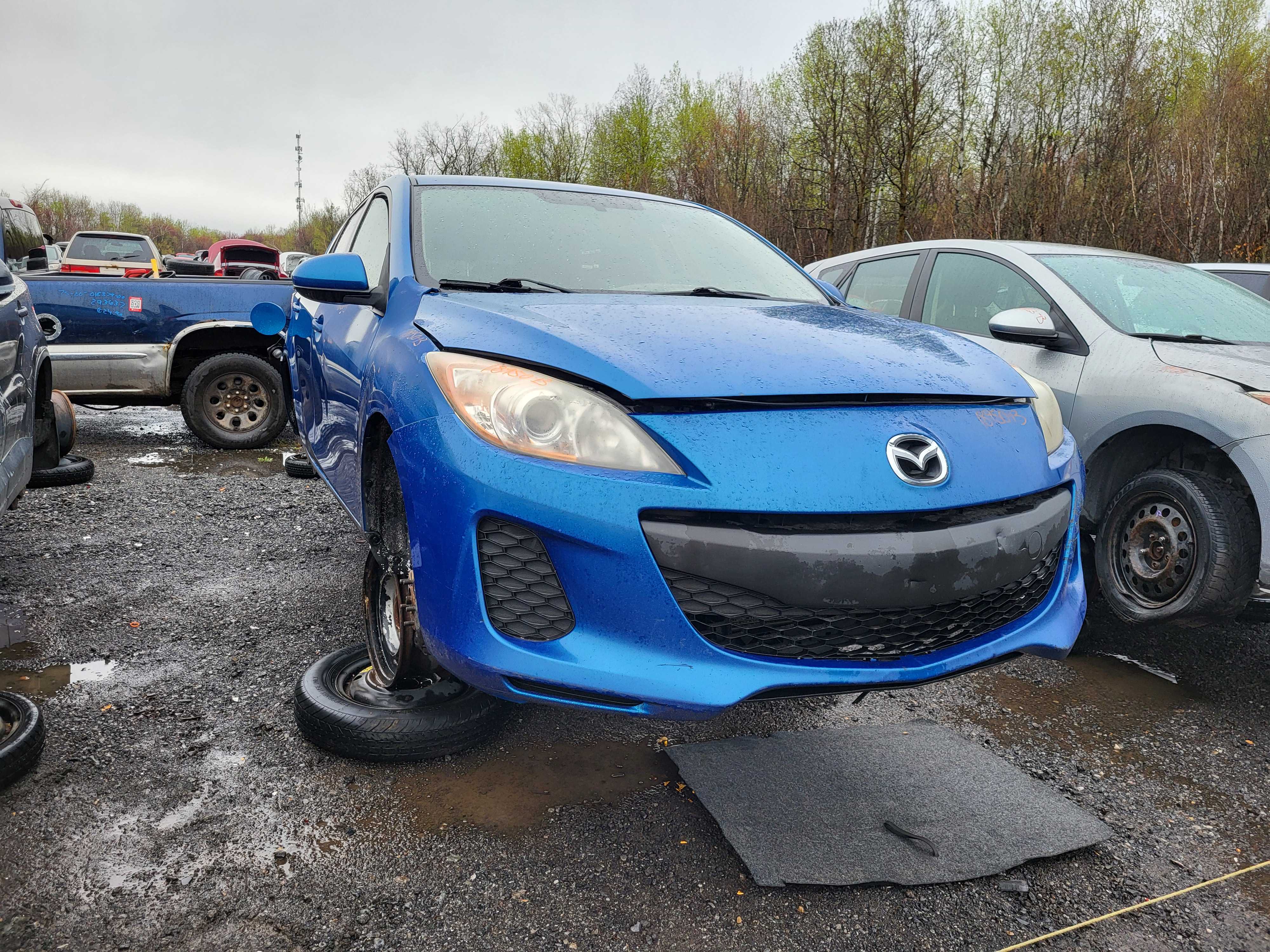 MAZDA MAZDA3 2013