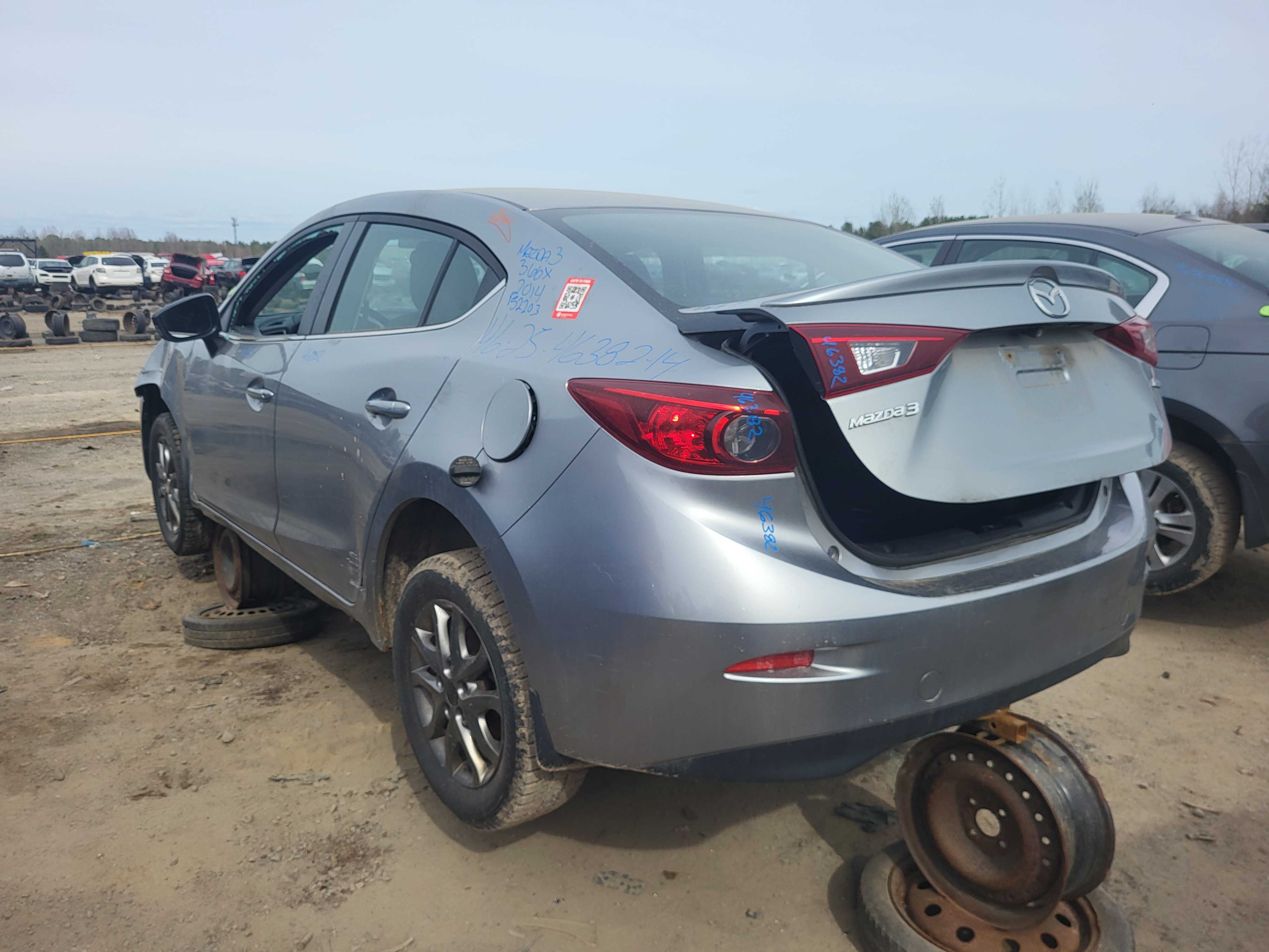 MAZDA MAZDA3 2014